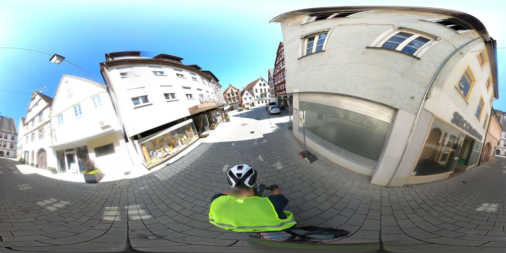 Street view near Garni, Munderkingen — © RadNETZ (CC BY-SA · Mapillary)