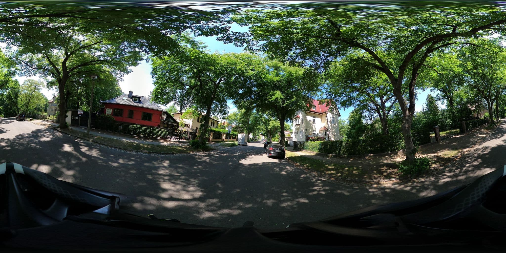 Street view near Pension Müller, Rahnsdorf — © stefanhrt (CC BY-SA · Mapillary)