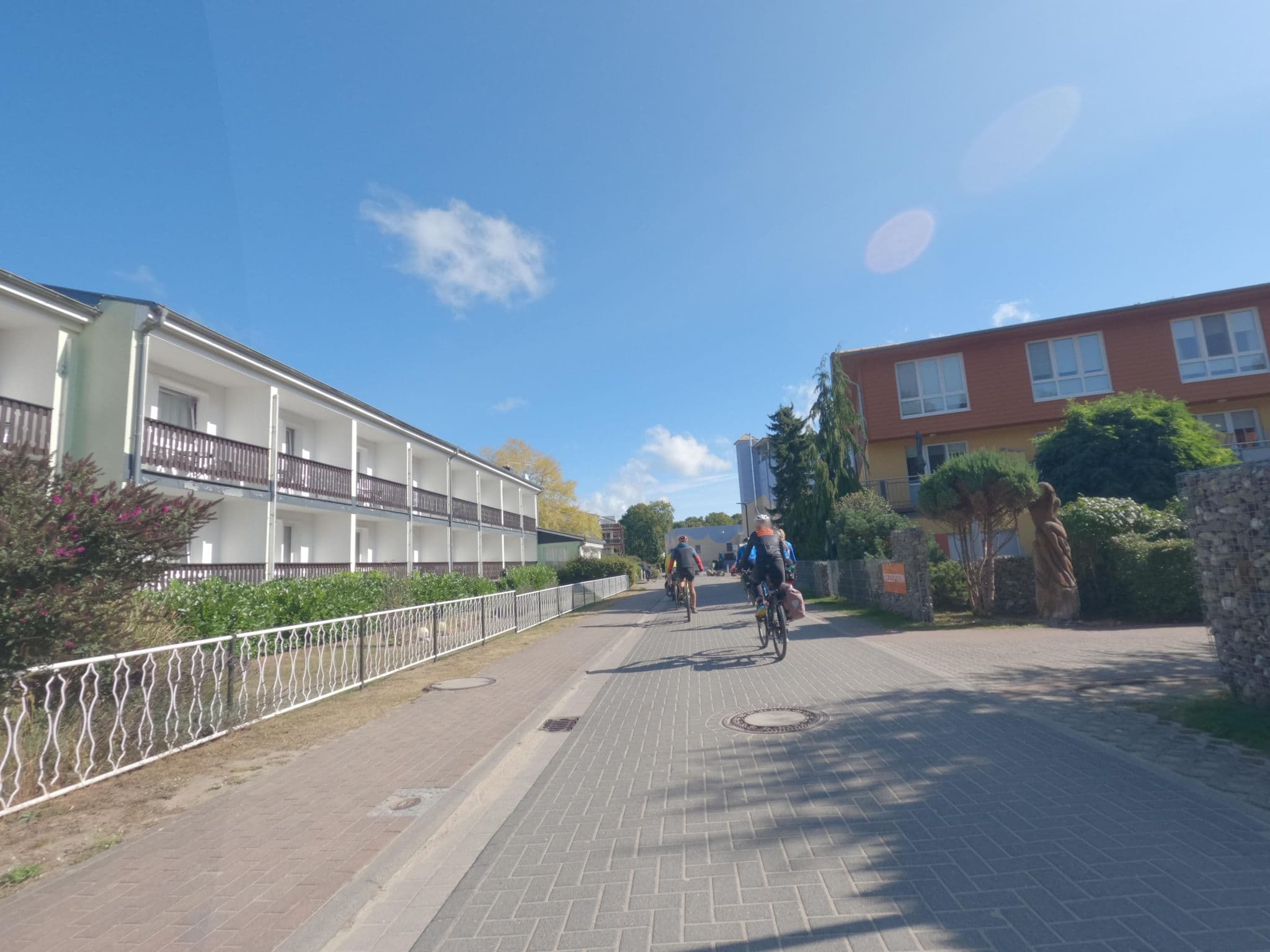 Street view near Pension Dünenhaus, Koserow — © masterofnoroad (CC BY-SA · Mapillary)