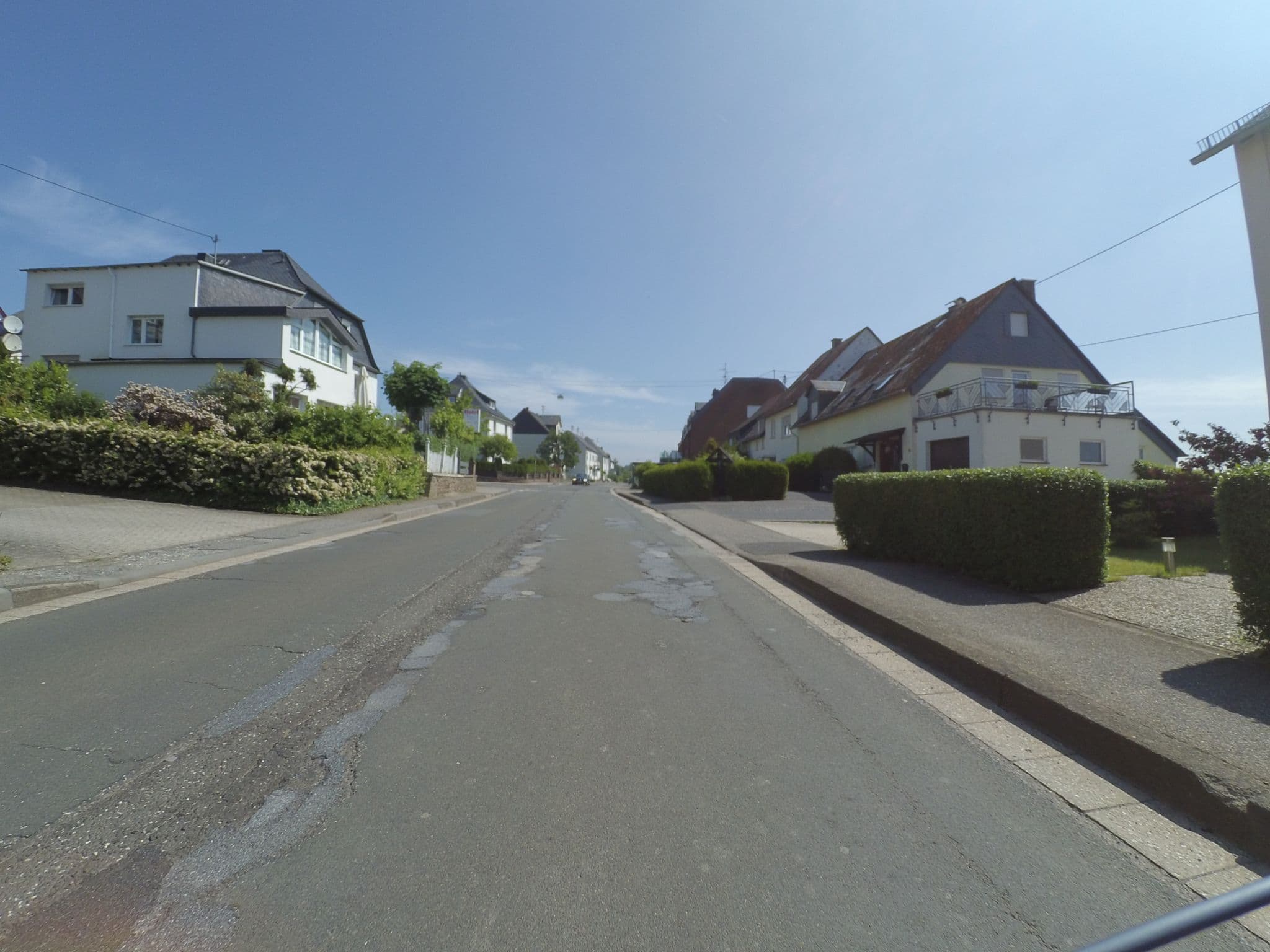 Street view near Hotel Taccone, Nörtershausen — © peewee32 (CC BY-SA · Mapillary)