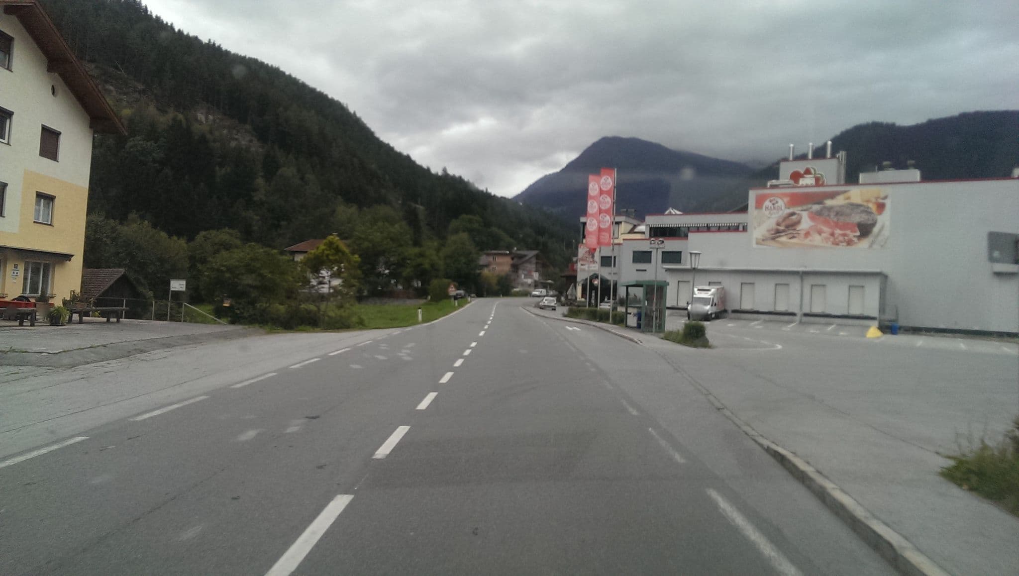 Street view near Haus Bären, Grins — © bufonto (CC BY-SA · Mapillary)