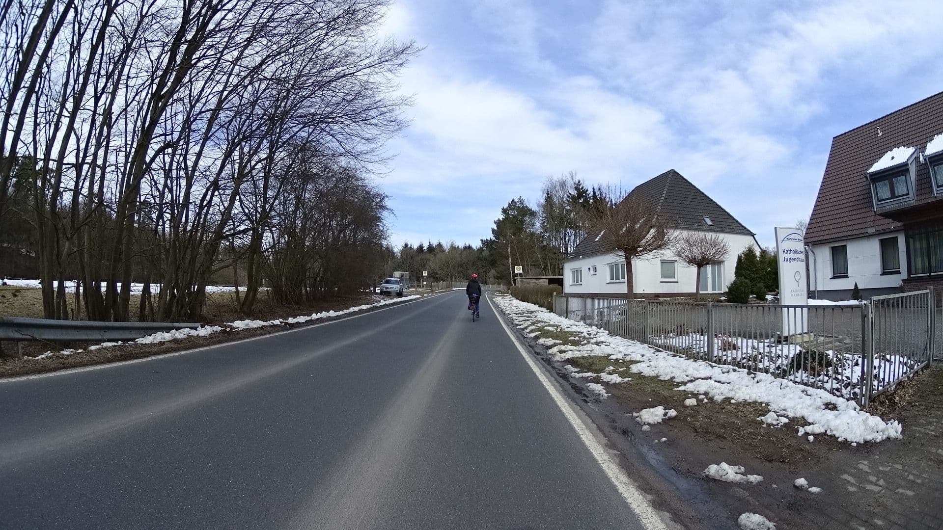 Street view near Jugendbildungsstätte Kührener Brücke, Preetz — © sashazykov (CC BY-SA · Mapillary)