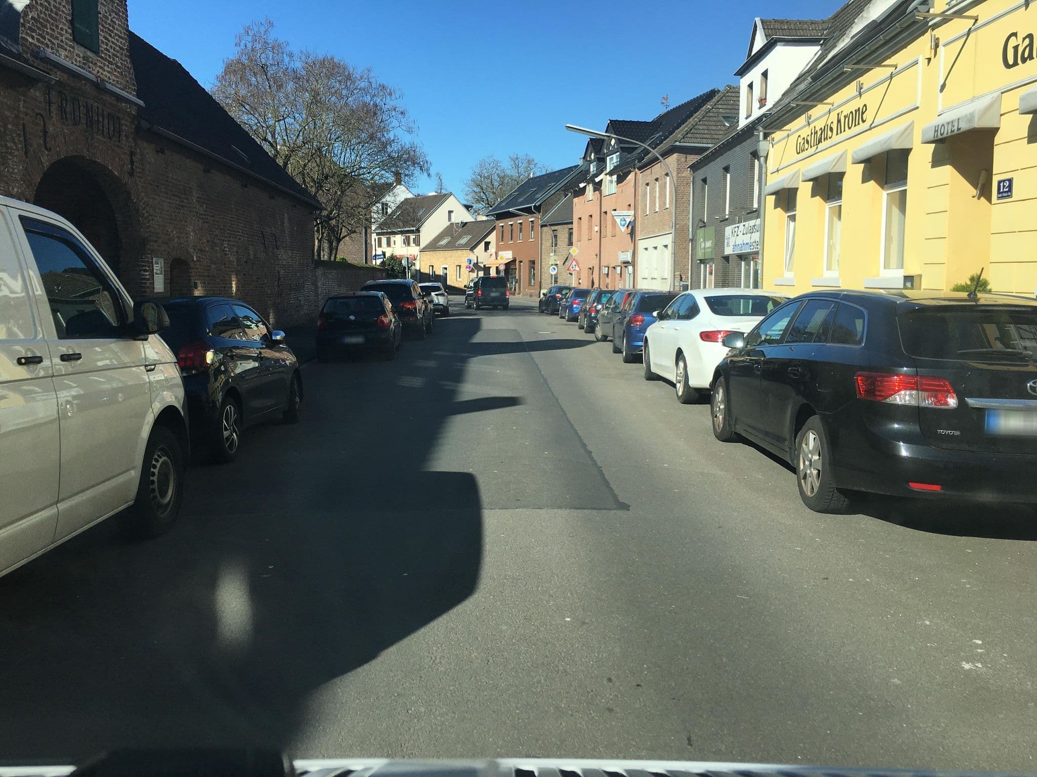 Street view near Gasthaus Krone, Worringen — © raymond (CC BY-SA · Mapillary)