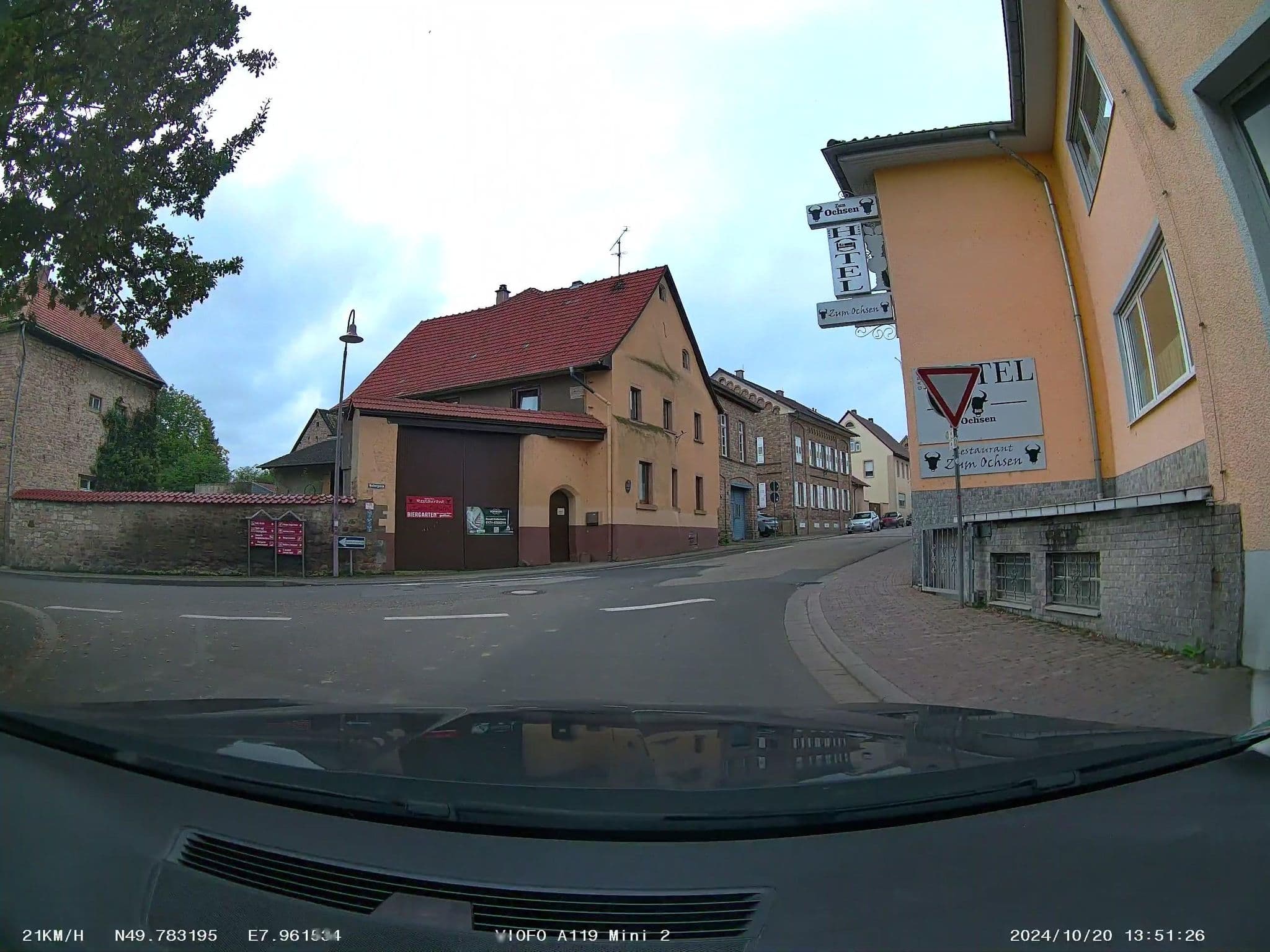 Street view near zum Ochsen, Siefersheim — © soulcover (CC BY-SA · Mapillary)