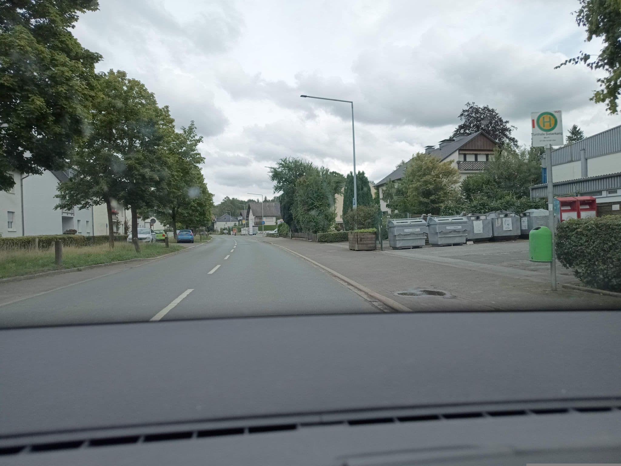 Street view near Hotel-Restaurant Bieberstuben, Hemer — © zuse (CC BY-SA · Mapillary)