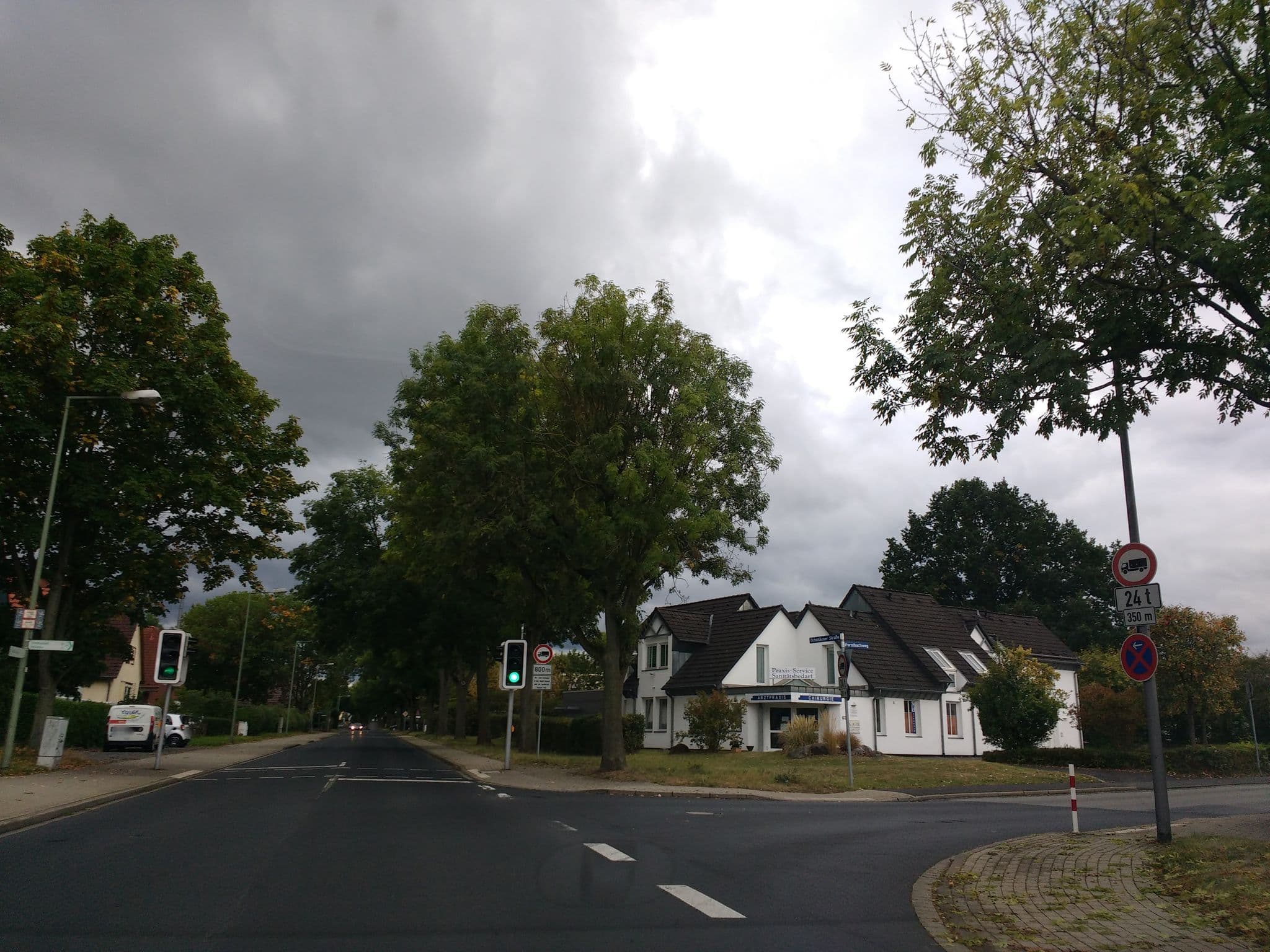Street view near Schneider, Lohfelden — © thetornado76 (CC BY-SA · Mapillary)
