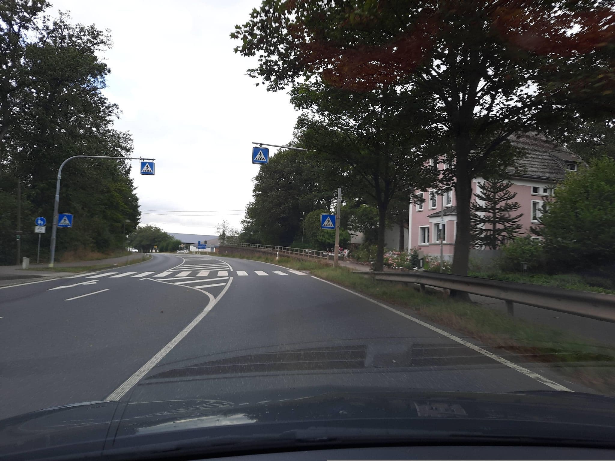 Street view near Hotel Tannenheim, Boppard — © Lowiekse (CC BY-SA · Mapillary)