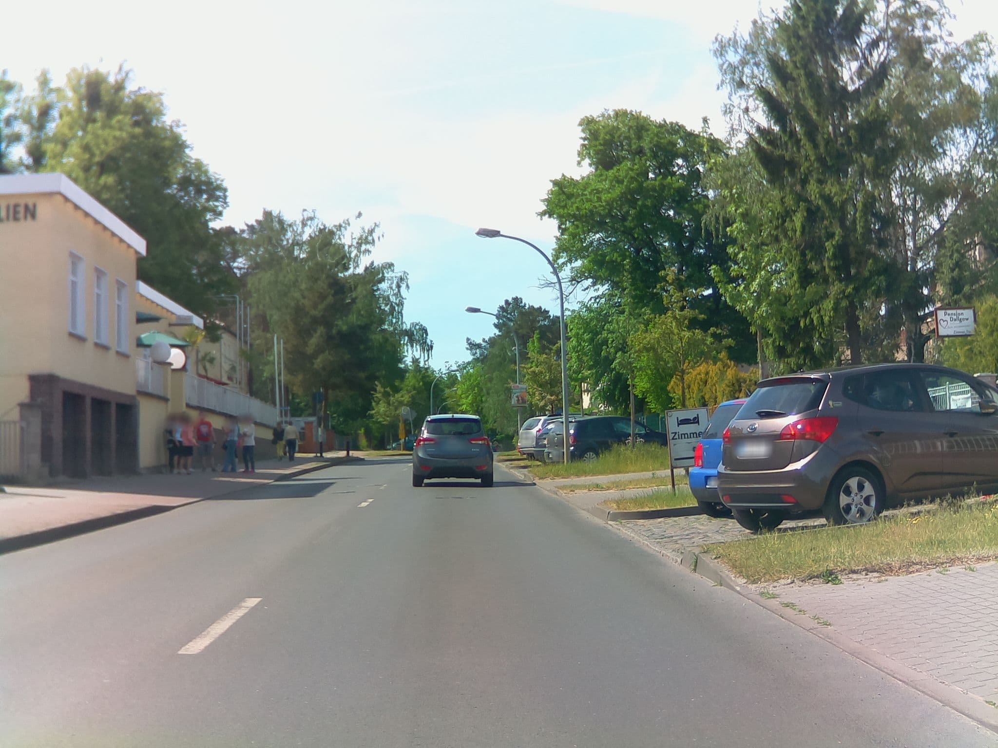Street view near Pension Dallgow, Dallgow-Döberitz — © ramap (CC BY-SA · Mapillary)