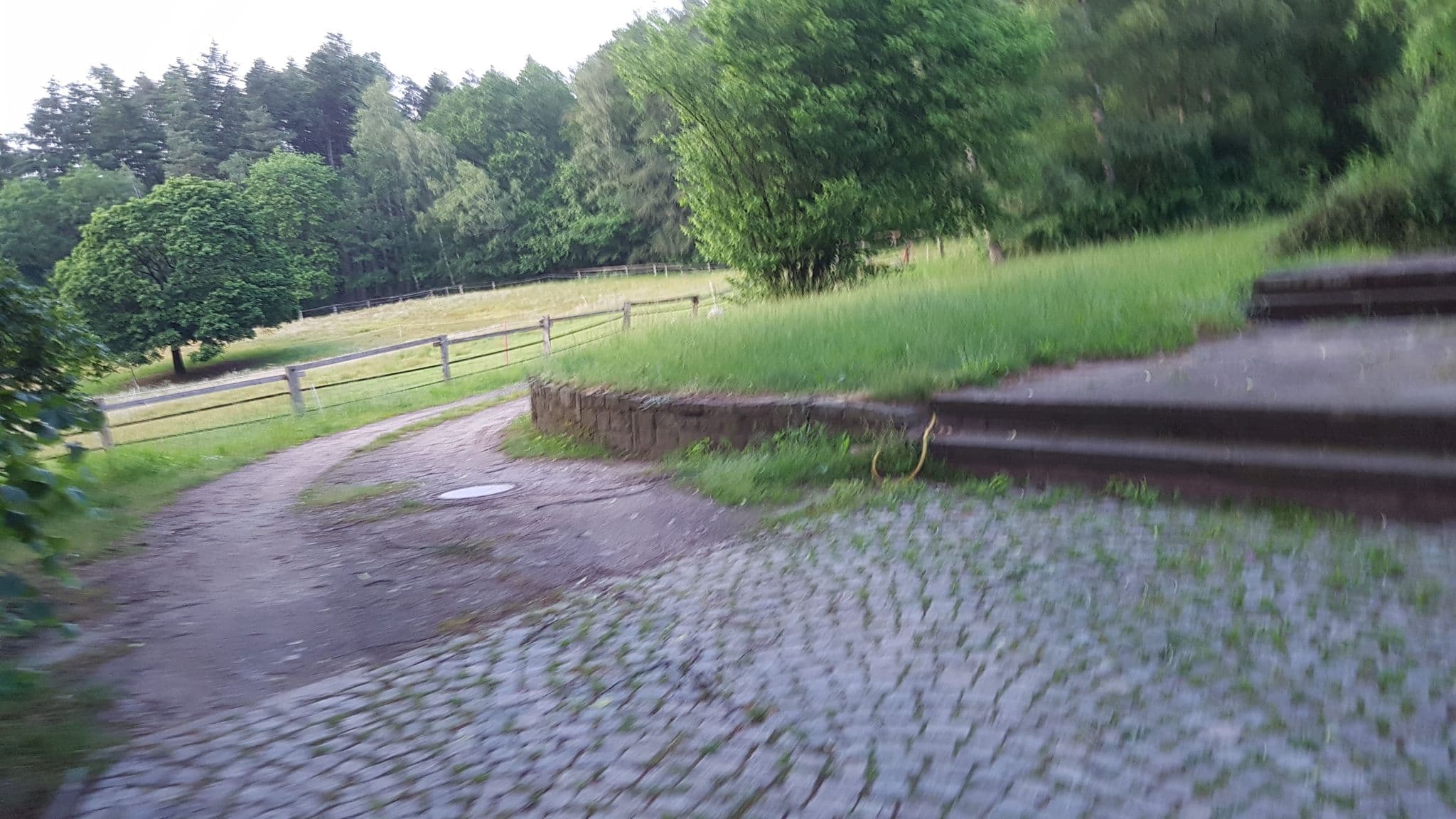 Street view near Villa Wolff, Bomlitz — © jurgenweighardt (CC BY-SA · Mapillary)