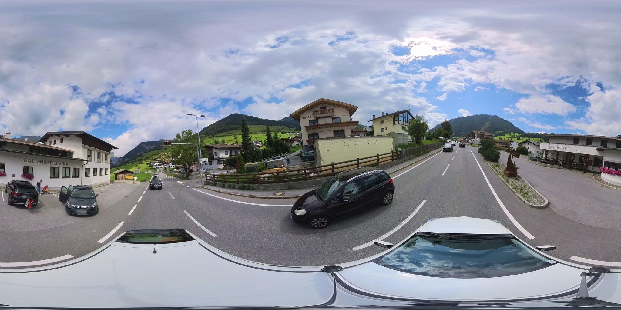 Street view near Hotel Edelweiss, Nauders — © osmplus_org (CC BY-SA · Mapillary)
