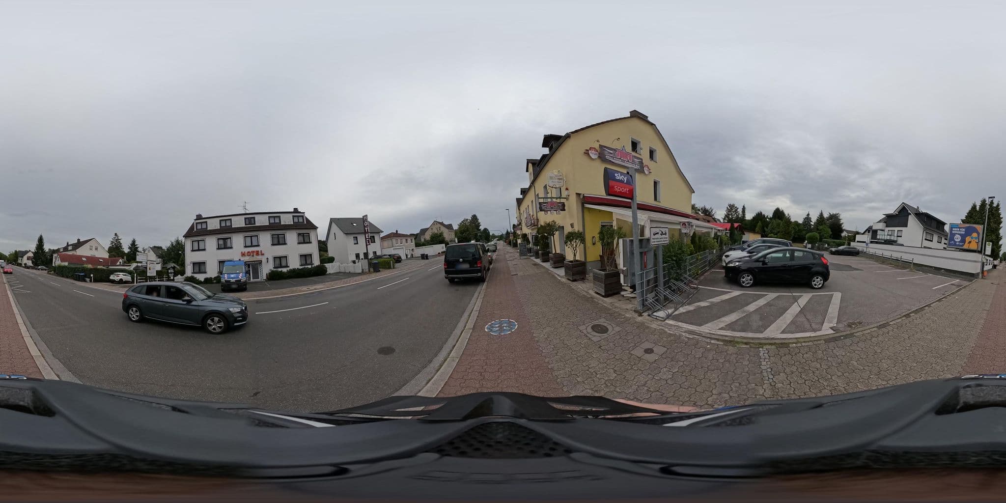 Street view near Kölner Hof Refrath, Rath — © popball (CC BY-SA · Mapillary)