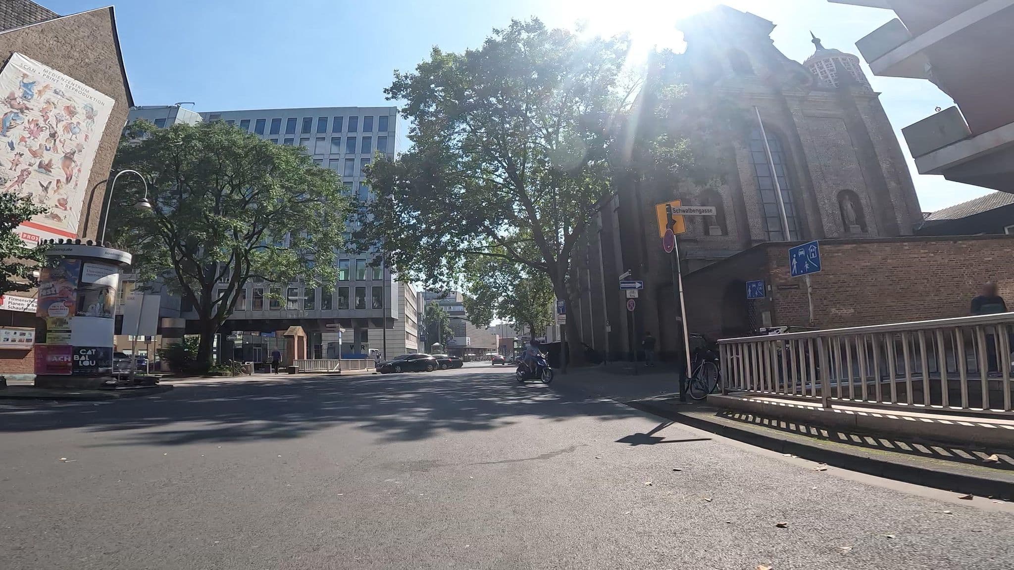 Street view near Humboldt1 Palais-Hotel, Altstadt Nord — © marccologne (CC BY-SA · Mapillary)