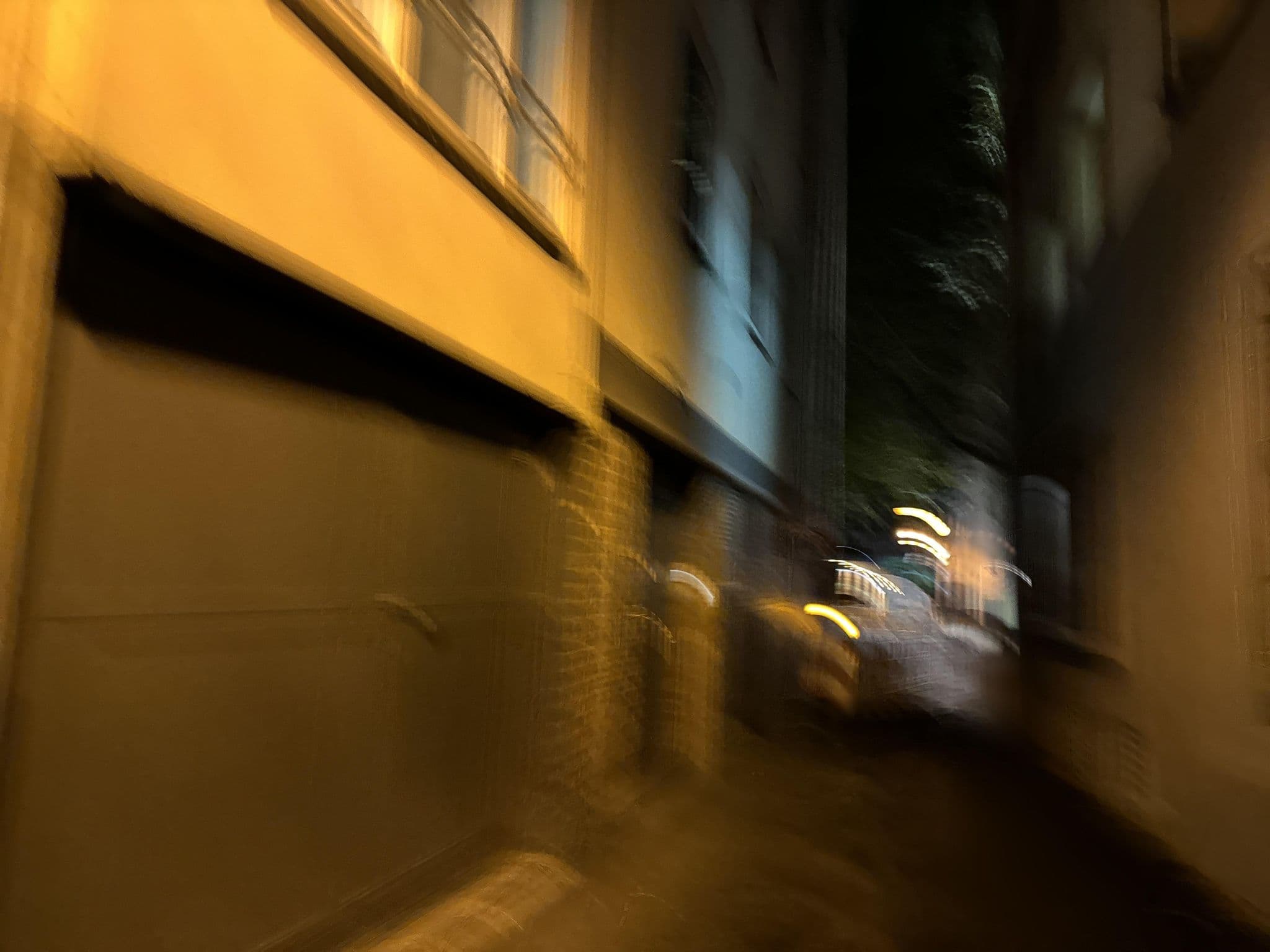 Street view near Hotel Römerhafen, Altstadt Nord — © maxd (CC BY-SA · Mapillary)