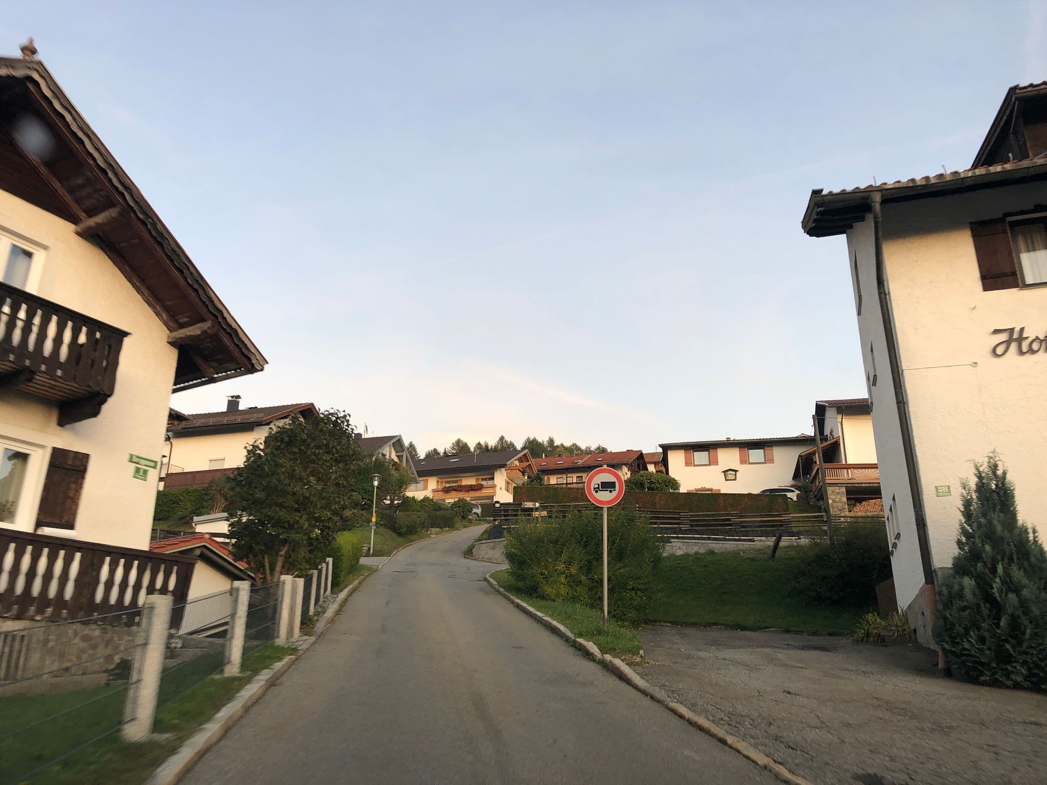 Street view near Hotel Christinenhof, Bodenmais — © chuck (CC BY-SA · Mapillary)