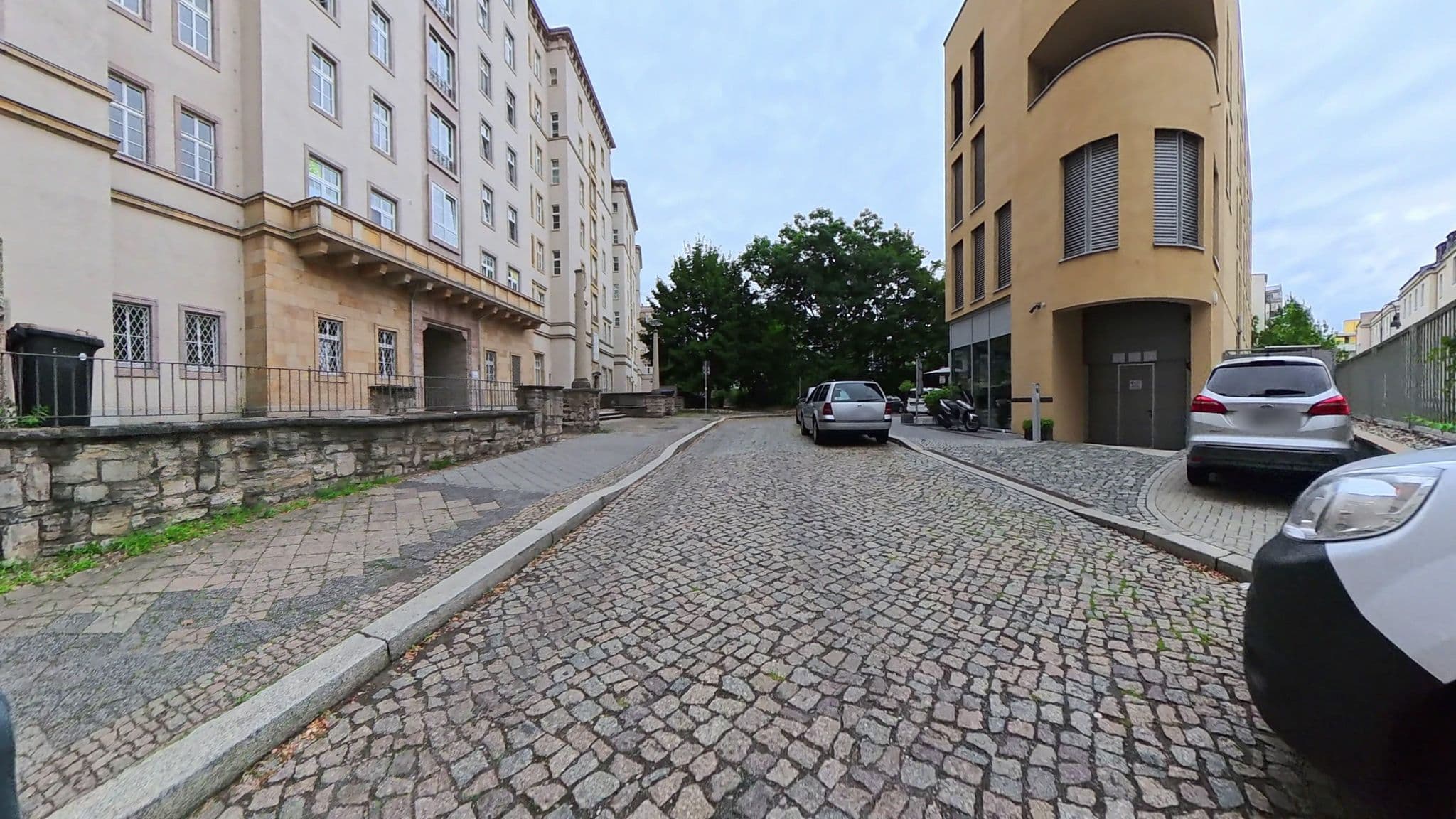 Street view near Book Hotel, Leipzig — © AR88 (CC BY-SA · Mapillary)