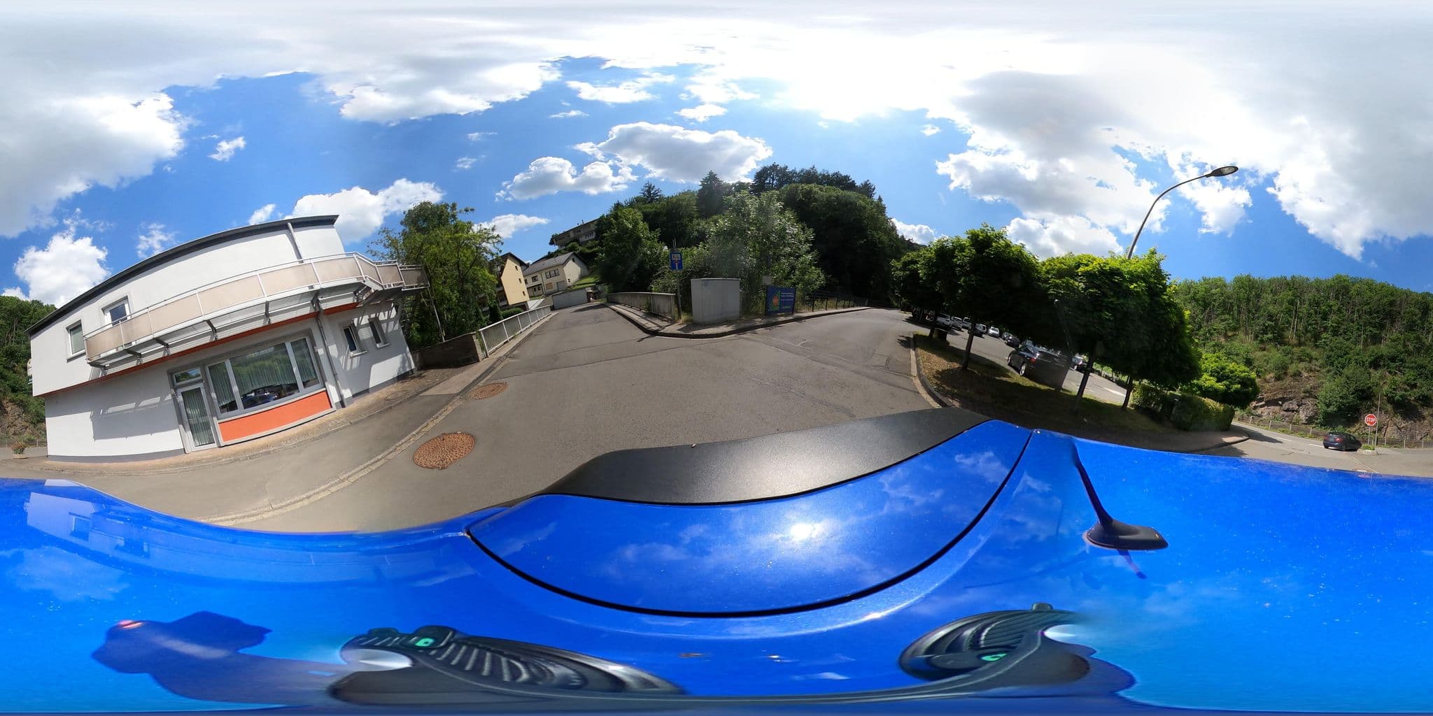Street view near Schlosshotel Neuerburg, Mettendorf — © Mobilitaetswerk (CC BY-SA · Mapillary)