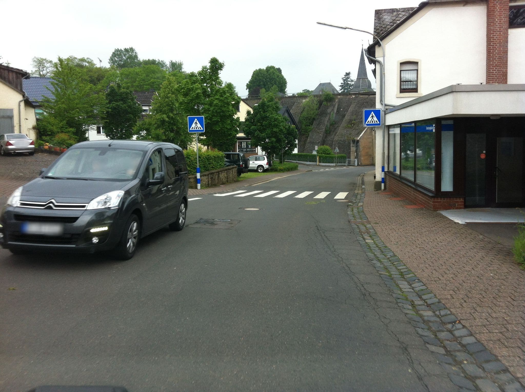 Street view near Villa Schmidtheim, Blankenheim — © raymond (CC BY-SA · Mapillary)
