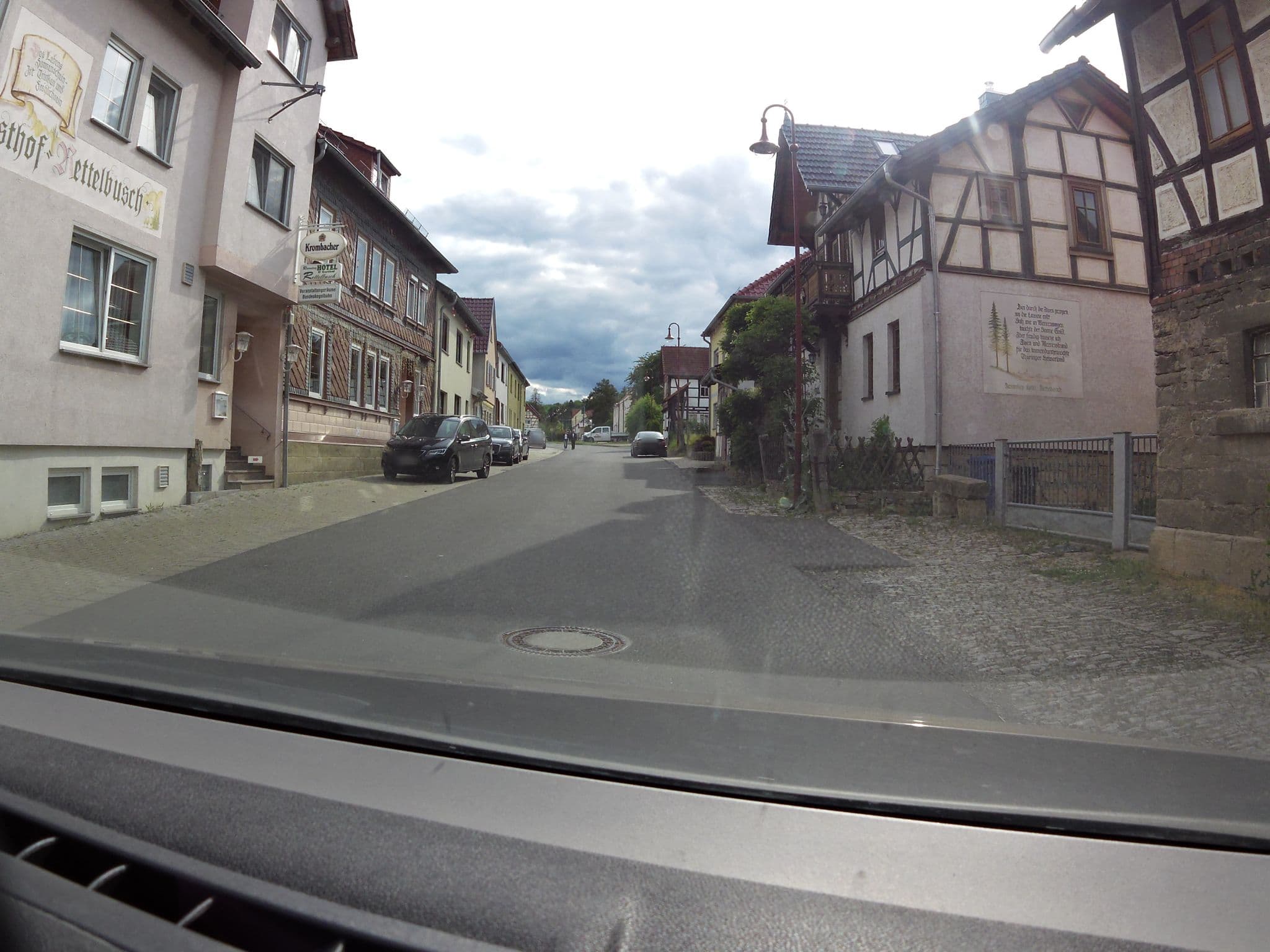 Street view near Rennstieg-Hotel Rettelbusch, Langula — © zoegglmeyr1 (CC BY-SA · Mapillary)