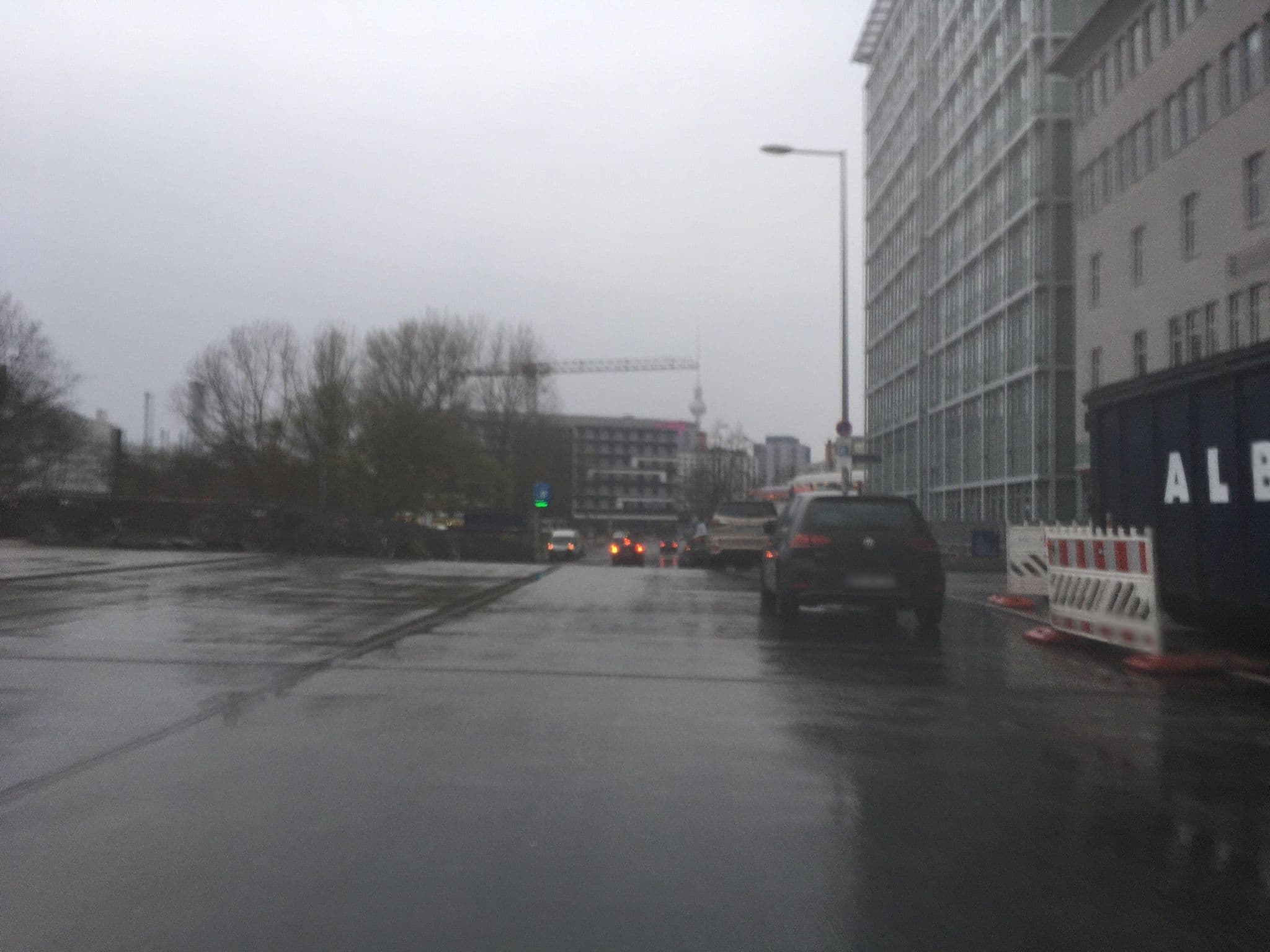 Street view near IntercityHotel Berlin Ostbahnhof, Friedrichshain — © carlheinz (CC BY-SA · Mapillary)