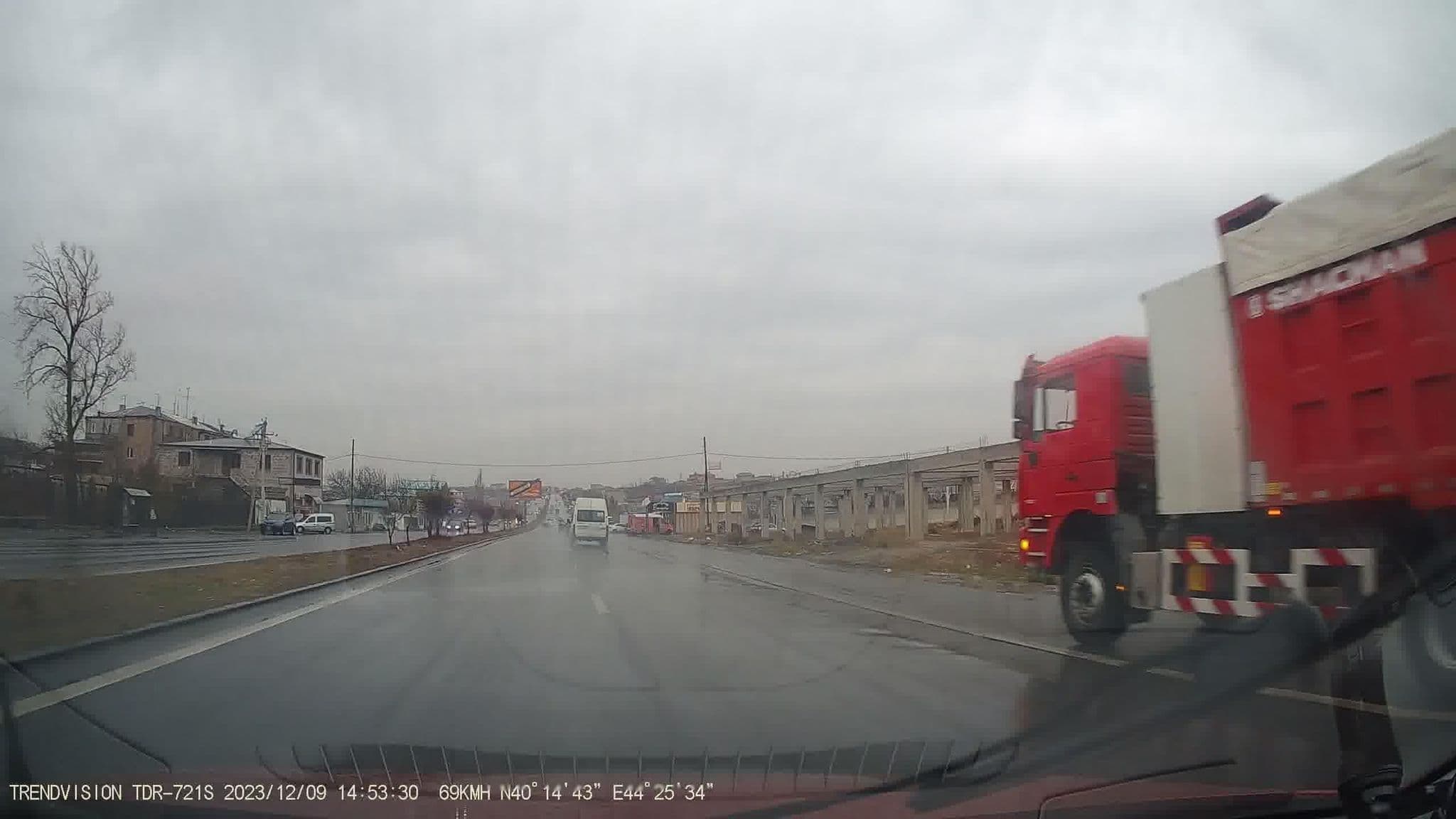 Street view near Caravan, Proshyan — © noktoborus (CC BY-SA · Mapillary)