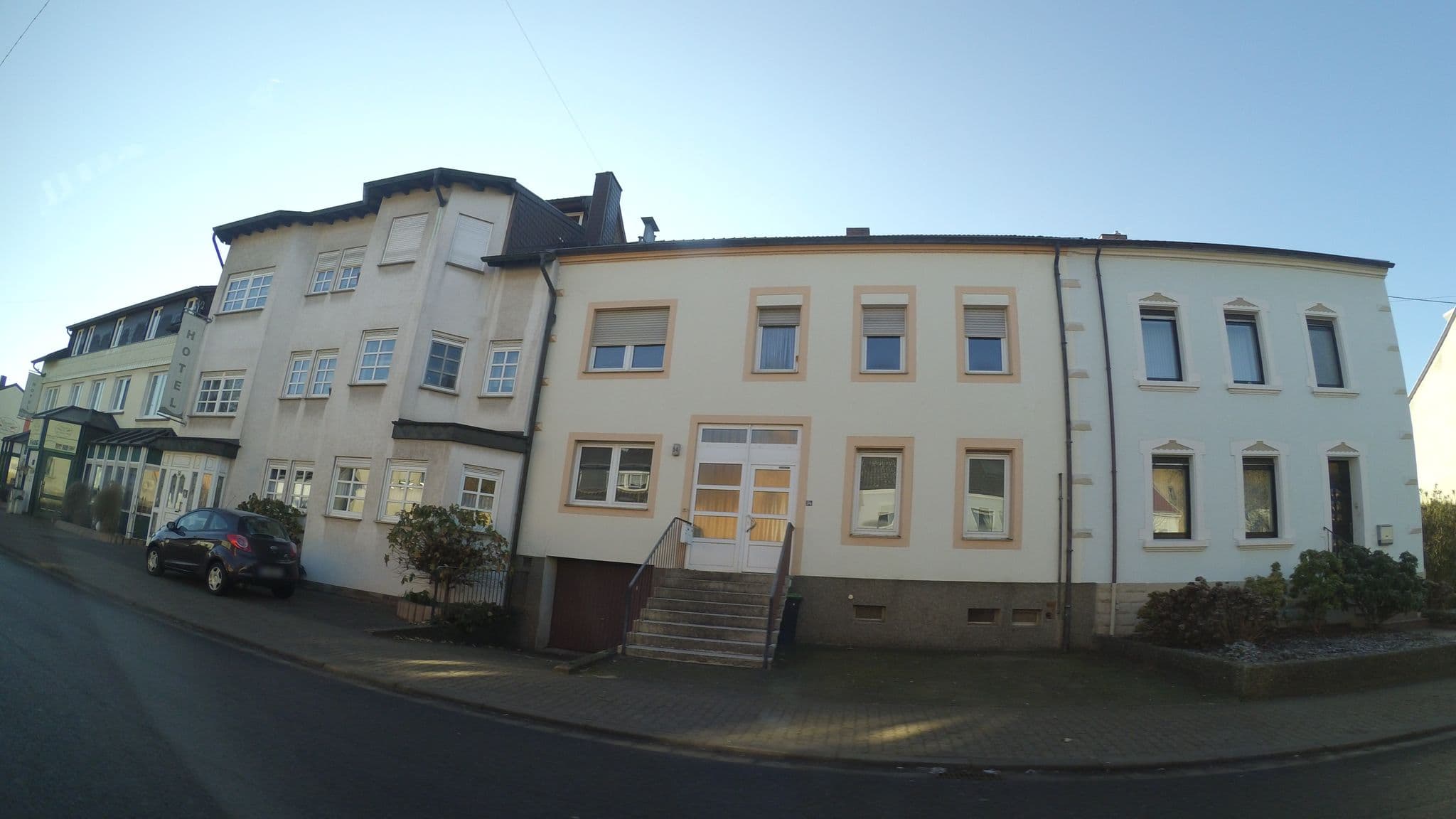 Street view near Hotel Maurer, Saarwellingen — © teddy73 (CC BY-SA · Mapillary)