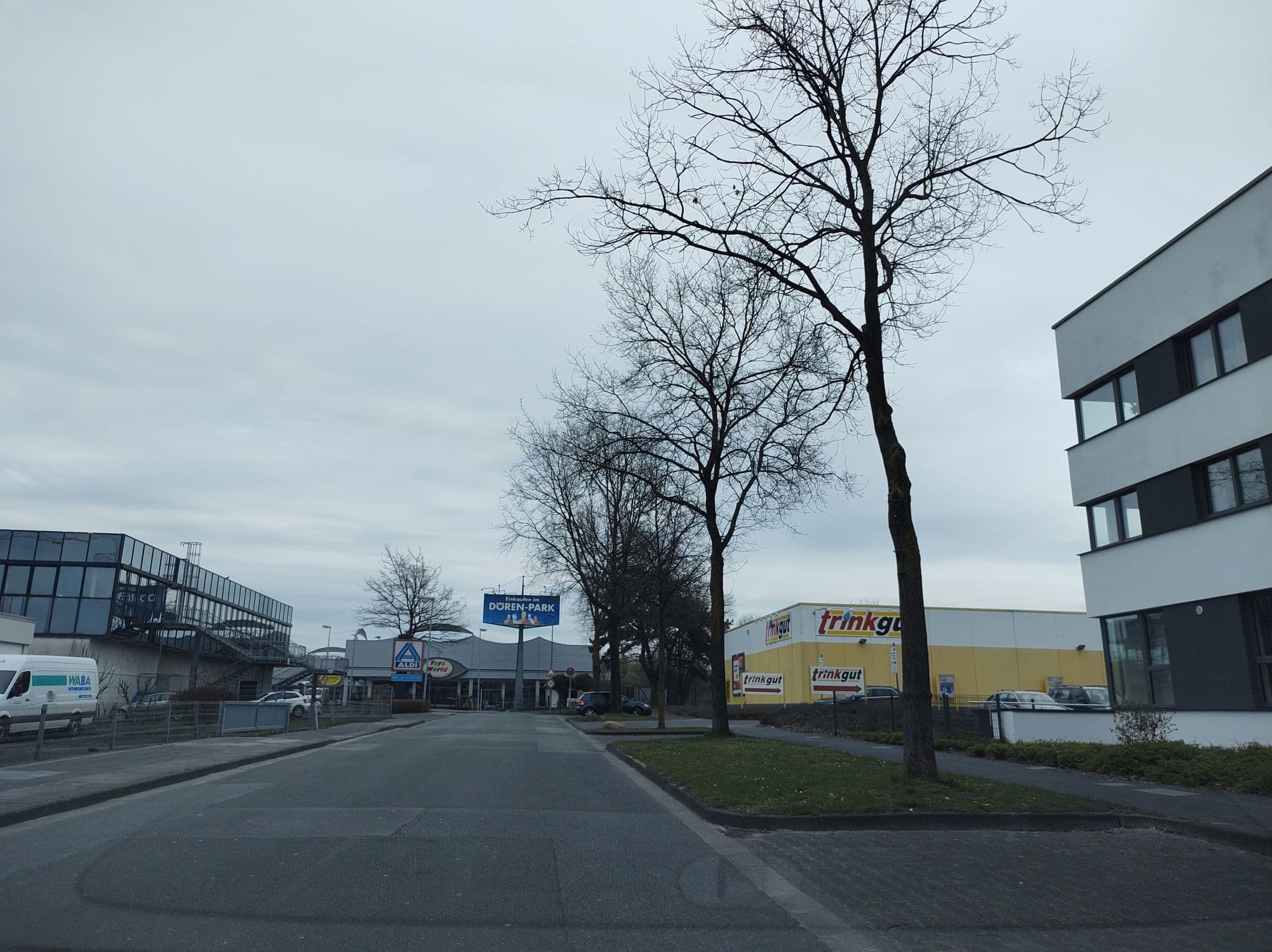 Street view near Dominik Hotel & Eventsaal, Paderborn — © thetornado76 (CC BY-SA · Mapillary)
