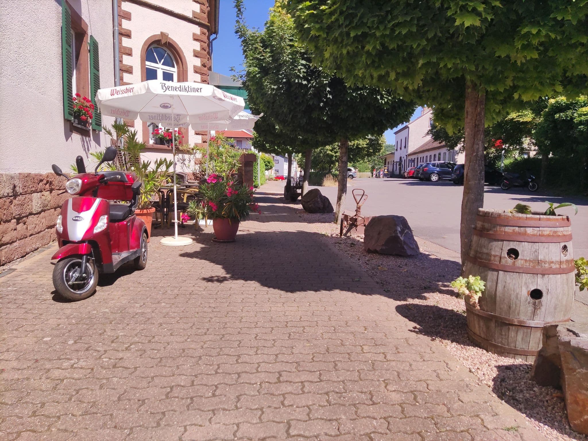 Street view near Gellenberg, Wallerfangen — © lokilech (CC BY-SA · Mapillary)