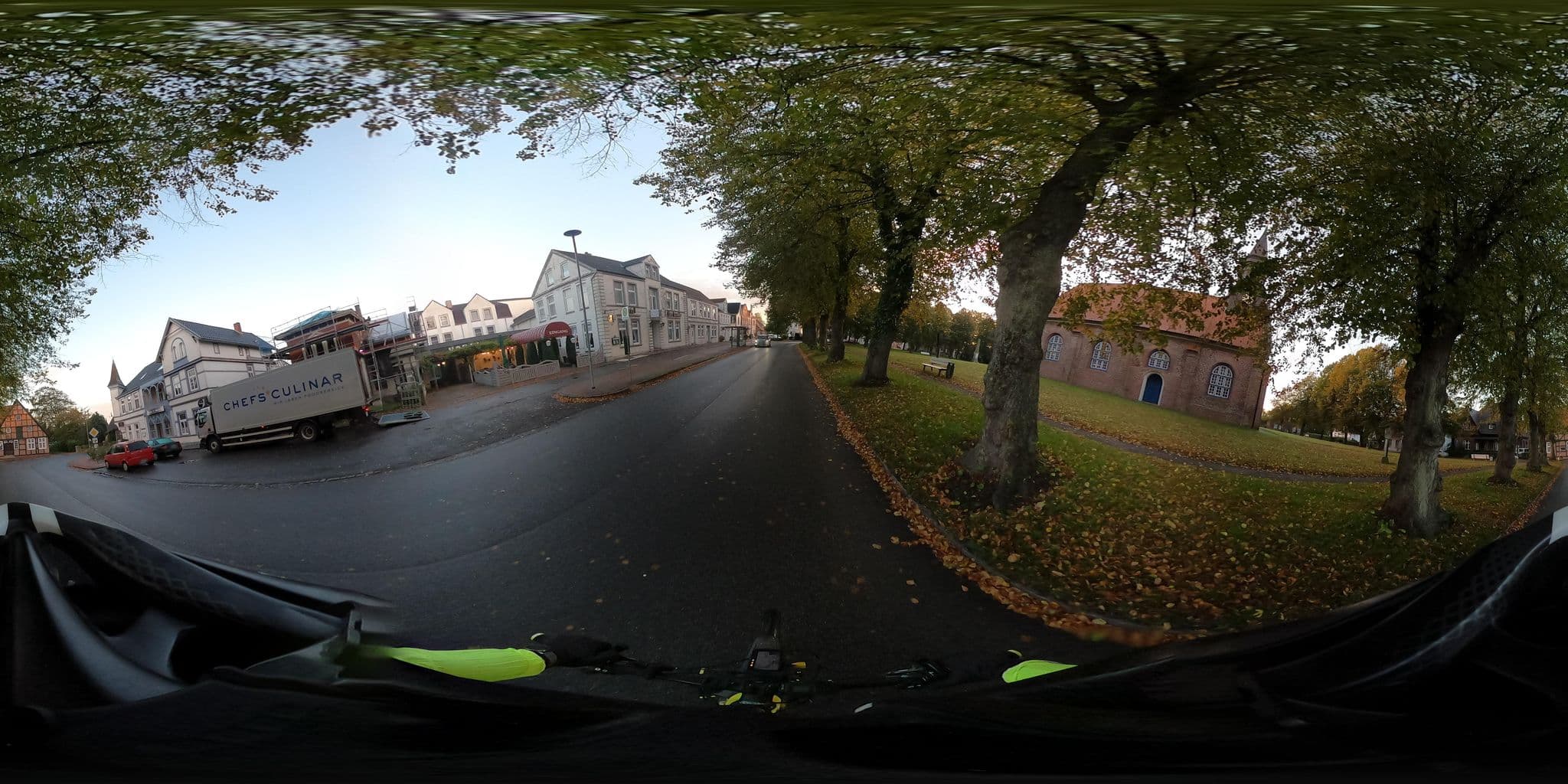 Street view near Hotel zur Traube, Brunsbüttel — © stefanhrt (CC BY-SA · Mapillary)