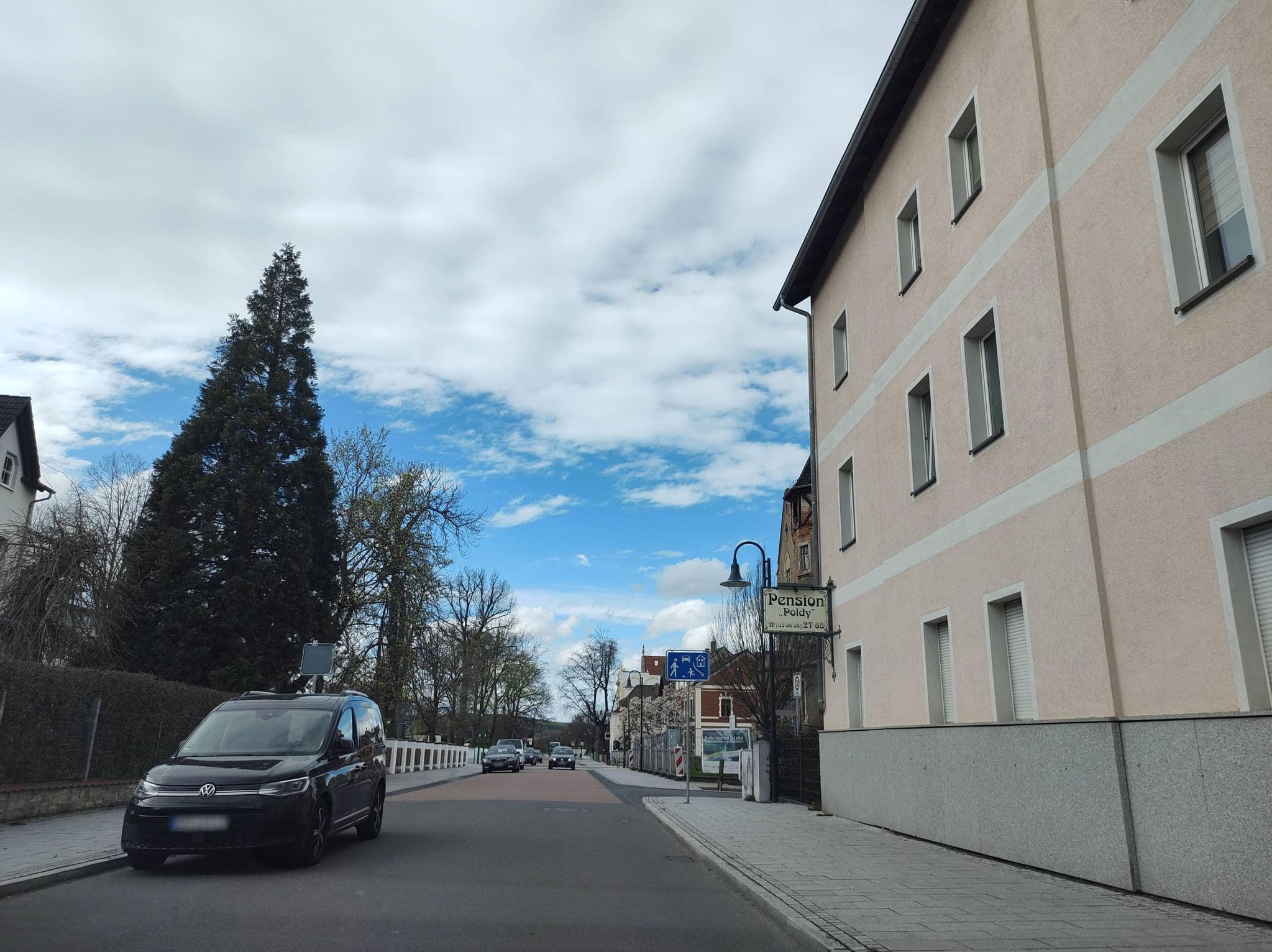 Street view near Pension Poldy, Bad Köstritz — © thetornado76 (CC BY-SA · Mapillary)