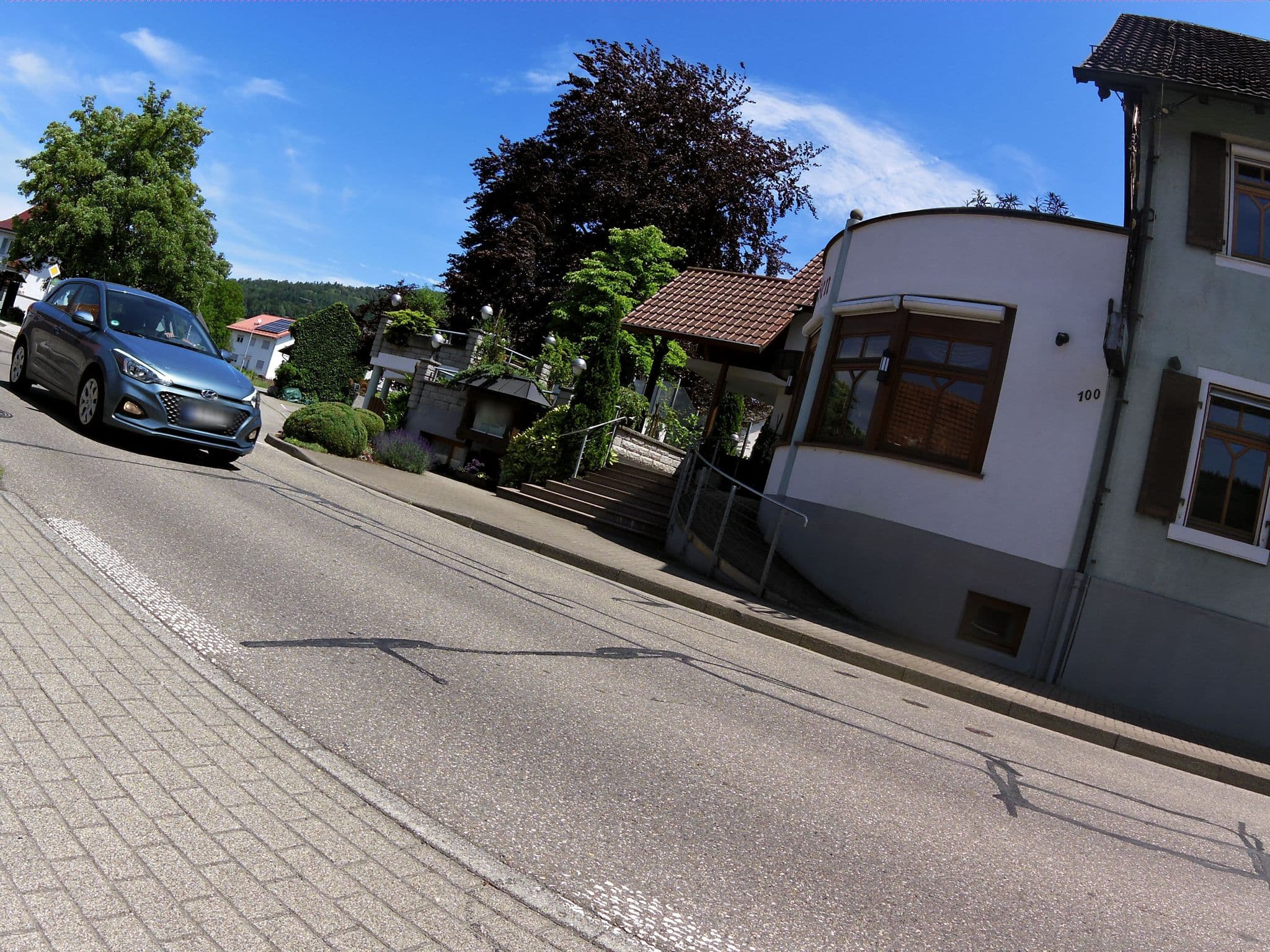 Street view near Gasthof Zum Ochsen, Seelbach — © zoegglmeyr (CC BY-SA · Mapillary)