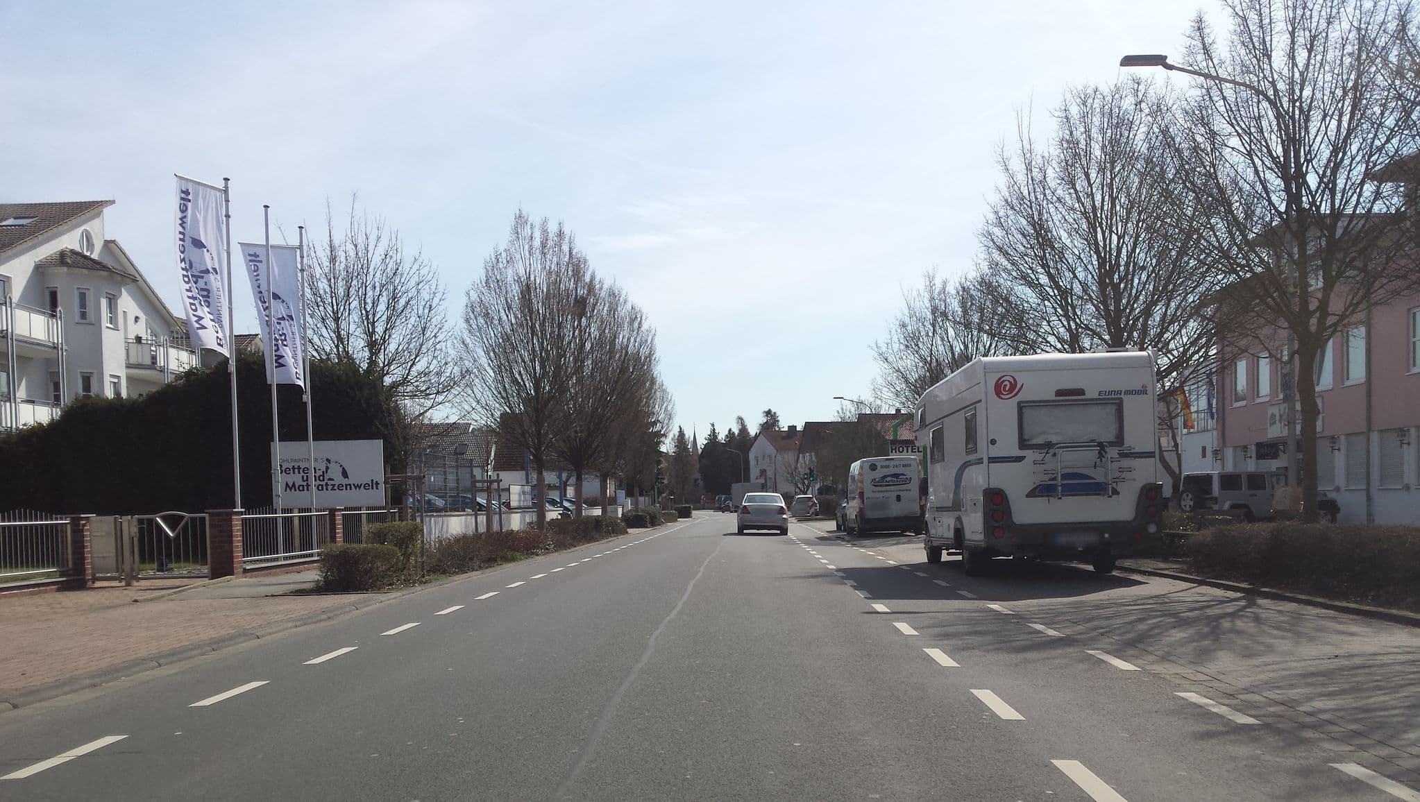 Street view near Hotel an der Waldstraße, Groß-Zimmern — © wegavision (CC BY-SA · Mapillary)