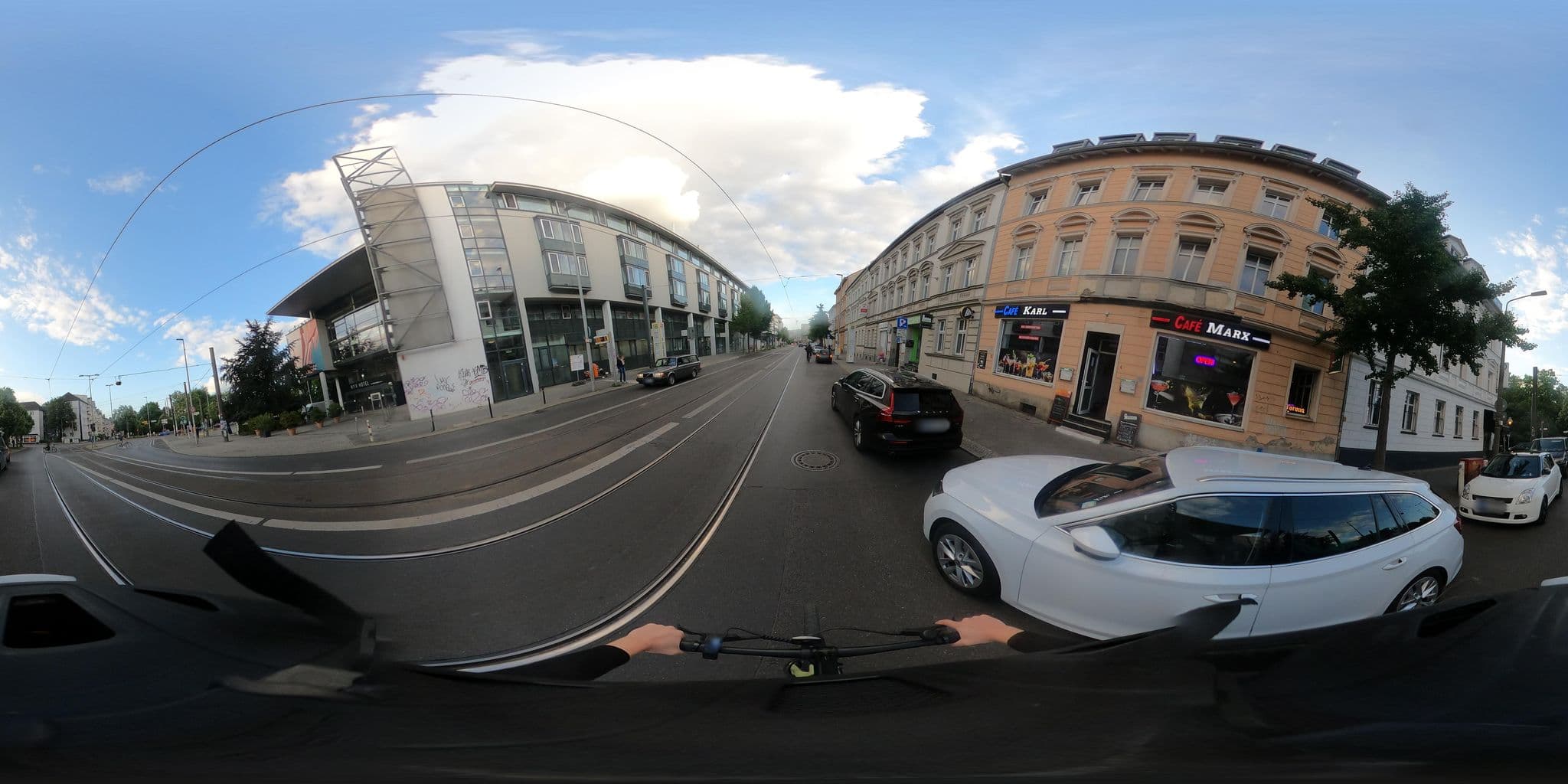 Street view near Bett & Buch, Köpenick — © i_louisa (CC BY-SA · Mapillary)