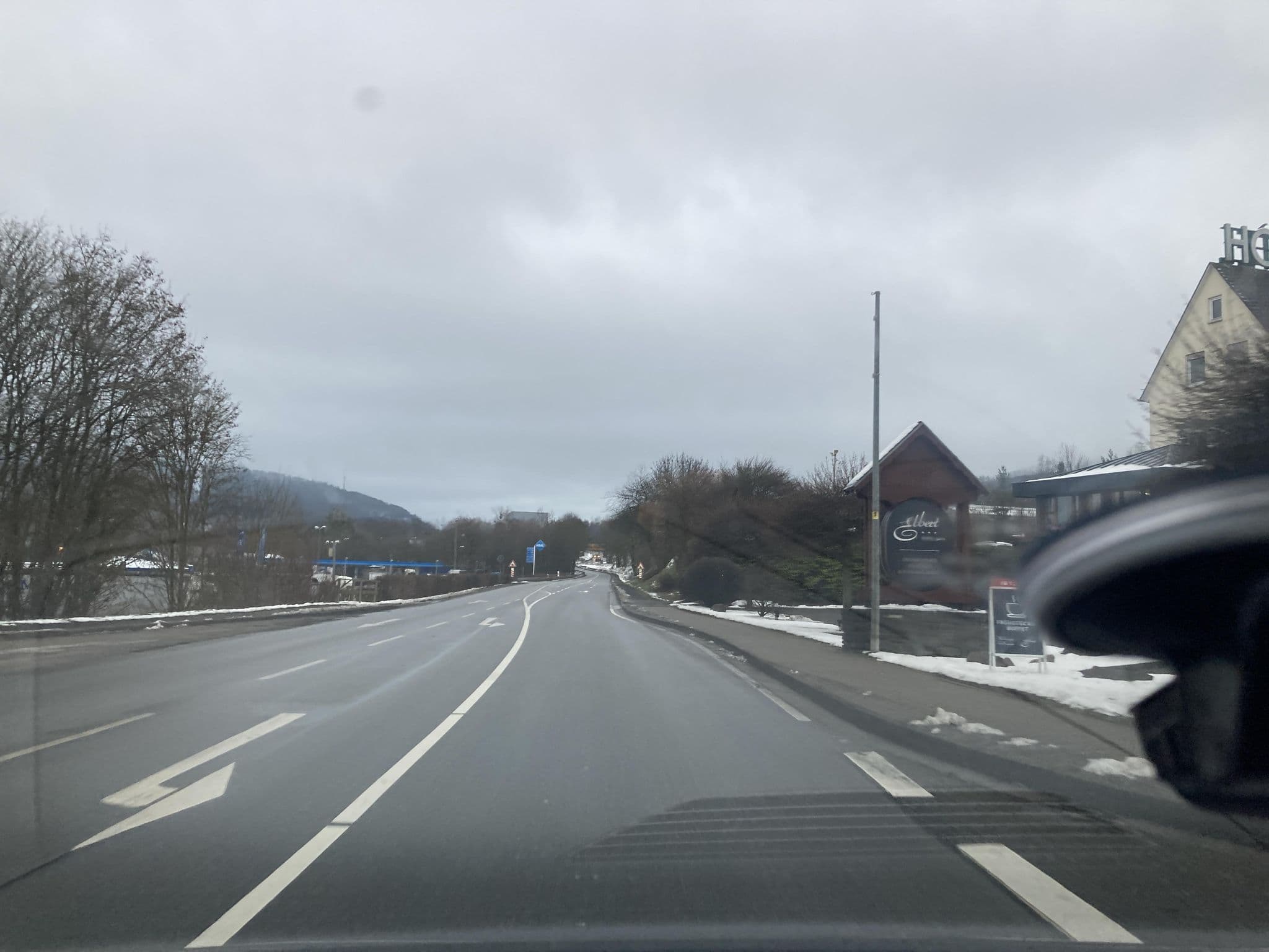 Street view near Hotel-Restaurant Landhaus Elbert, Rheinböllen — © robffm (CC BY-SA · Mapillary)