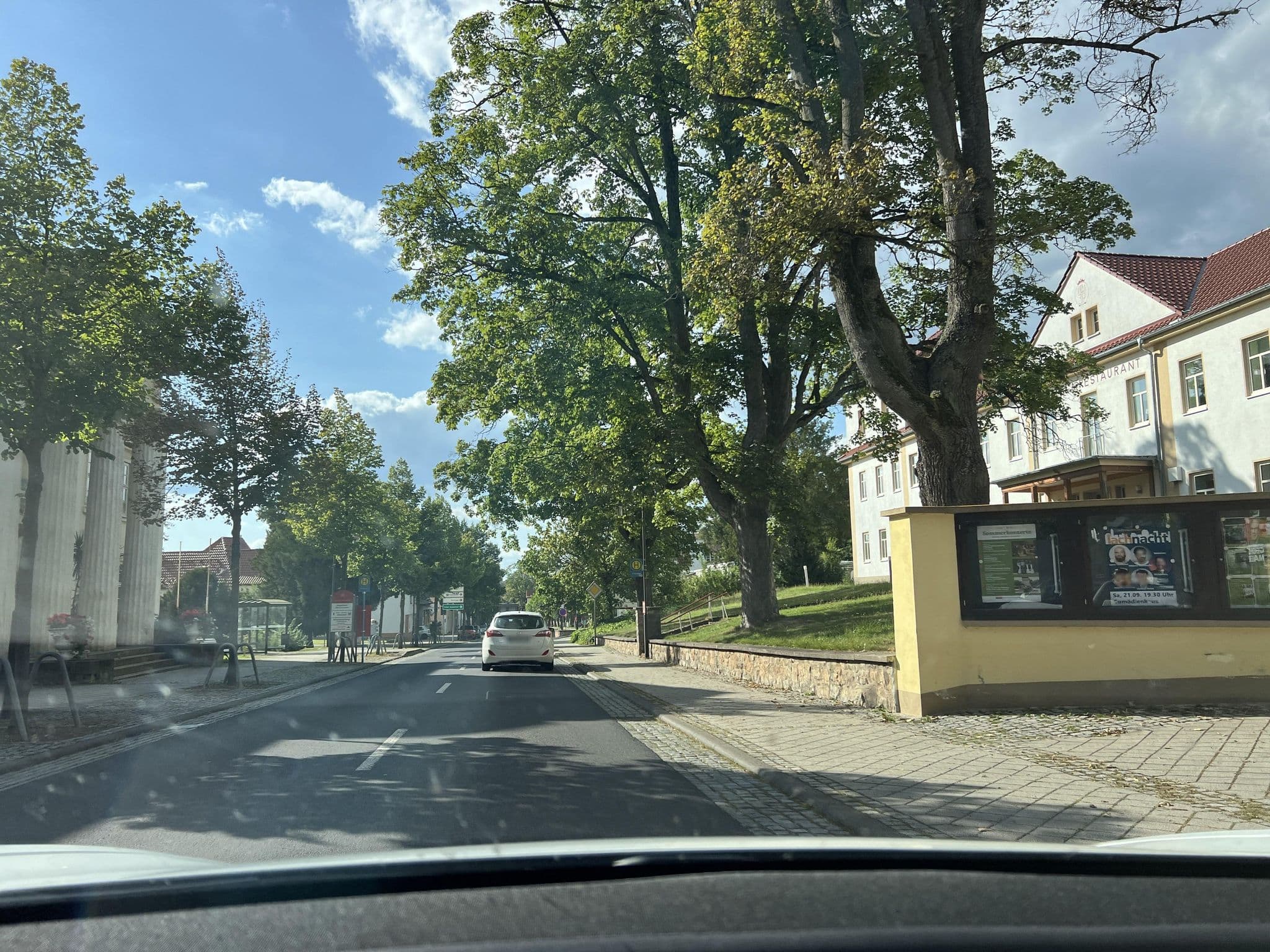Street view near Villa 39, Bad Liebenstein — © ottor (CC BY-SA · Mapillary)