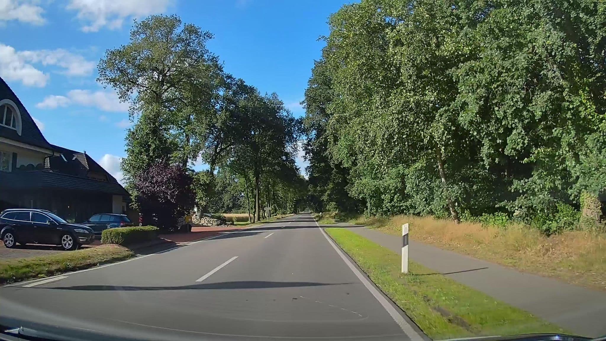 Street view near Waldgasthof Schöning, Bösel — © hendel (CC BY-SA · Mapillary)