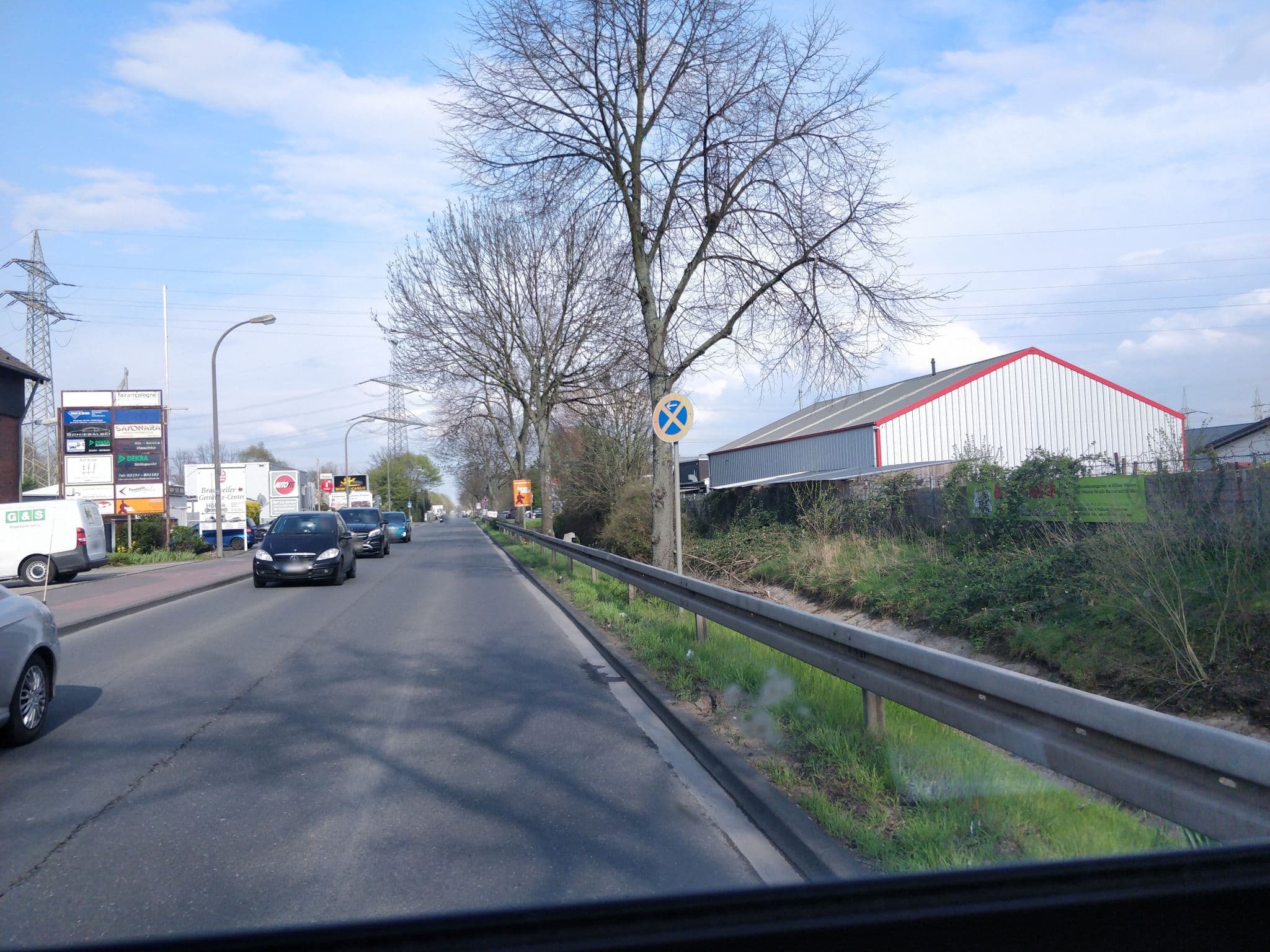Street view near Donatus-Hotel, Geyen — © raymond (CC BY-SA · Mapillary)