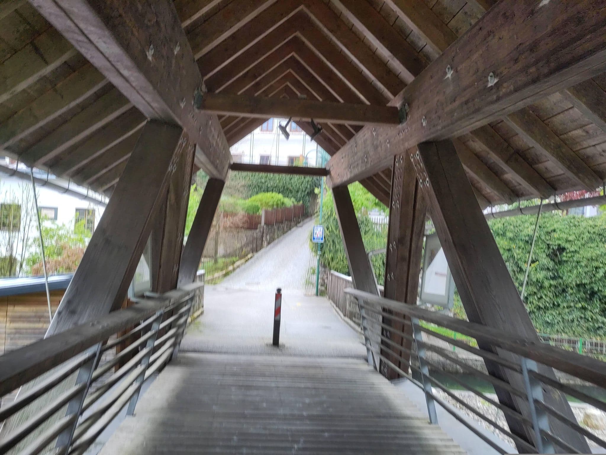 Street view near Refugium Lunz, Lunz am See — © consens_verkehrsplanung (CC BY-SA · Mapillary)