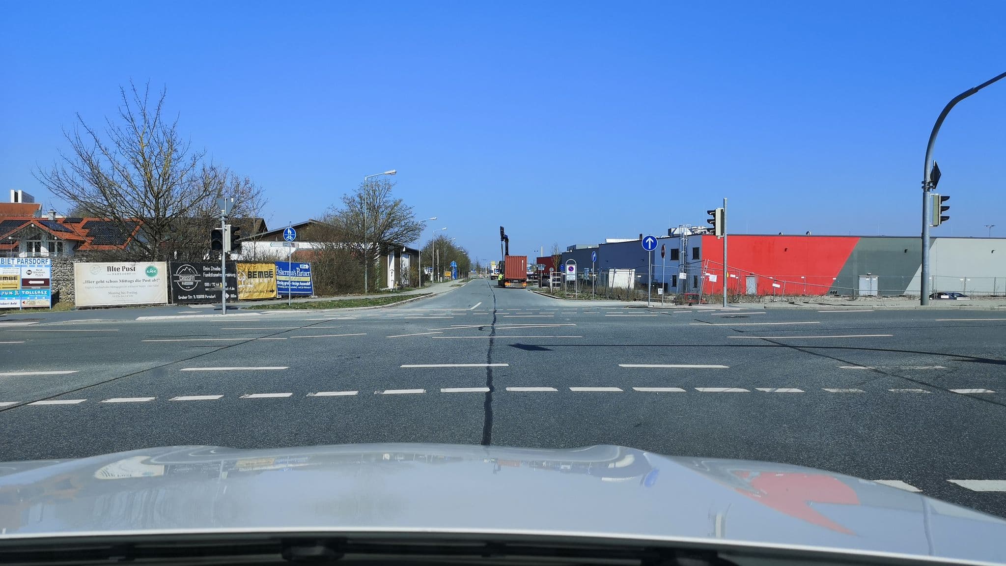 Street view near Bader Hotel, Poing — © skiloo (CC BY-SA · Mapillary)