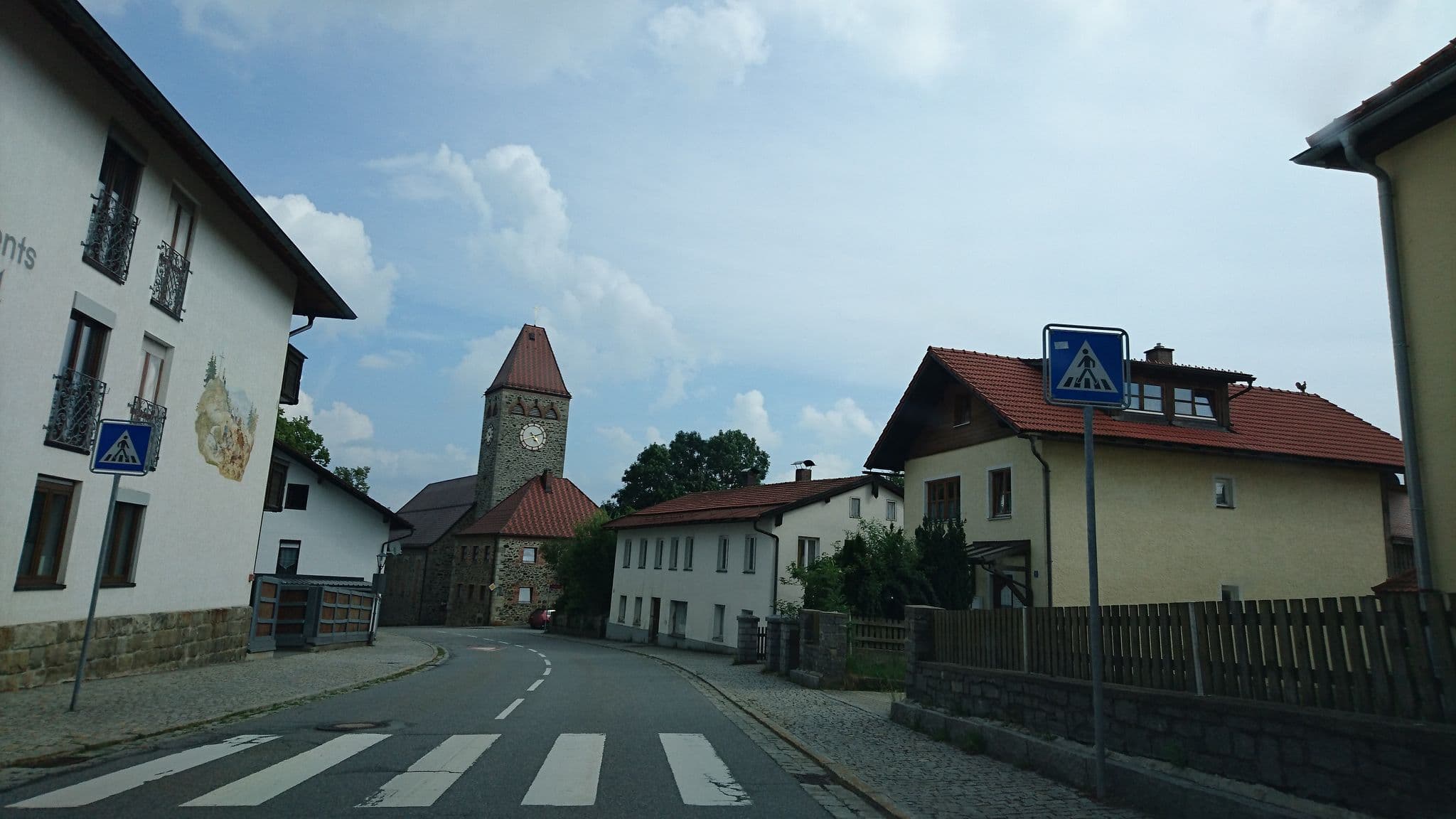 Street view near Hotel-Residence Hochriegel, Spiegelau — © msdess (CC BY-SA · Mapillary)