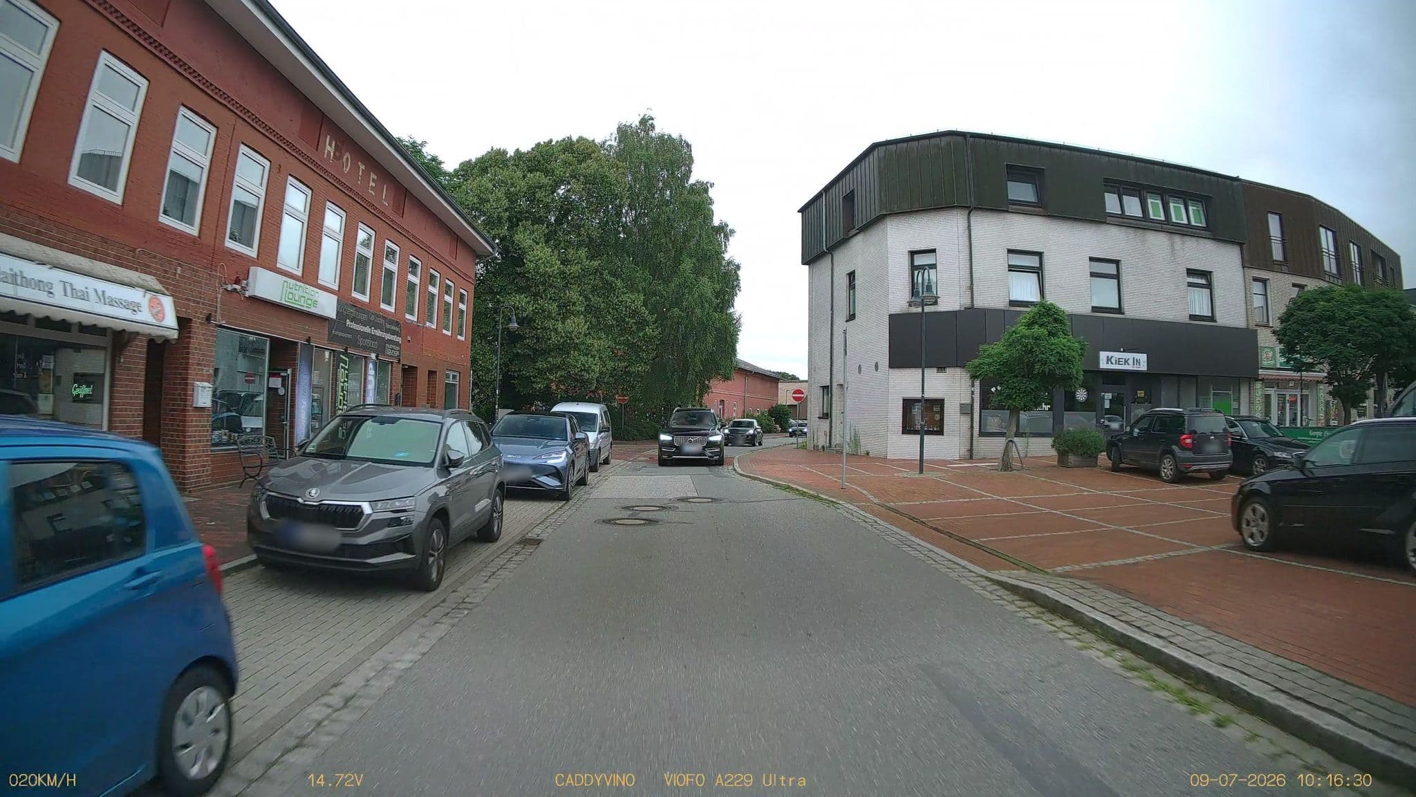 Street view near Hotel Kleiner Markt, Kaltenkirchen — © DruideBizeps (CC BY-SA · Mapillary)