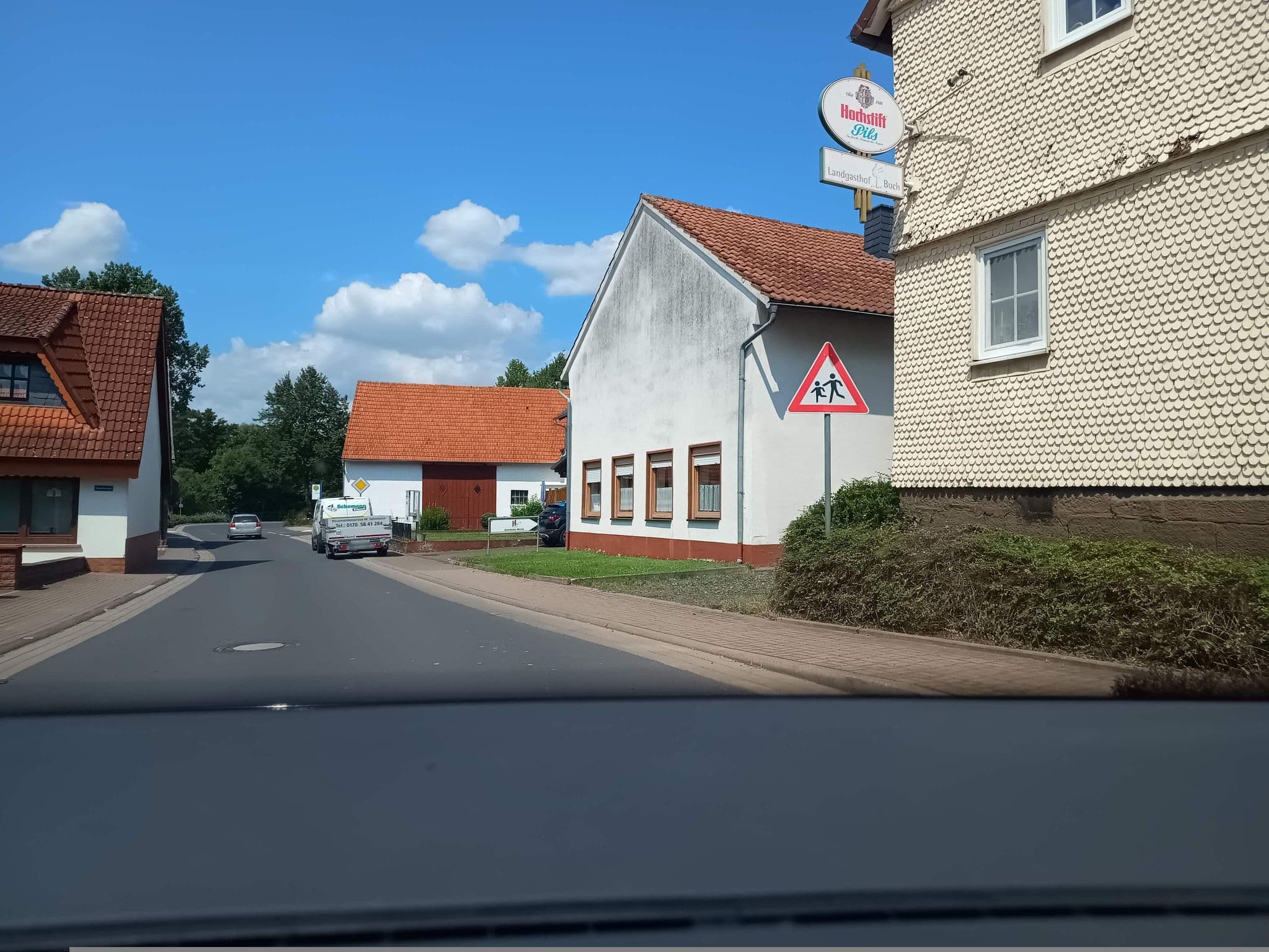 Street view near Landgasthof Buch, Eichenzell — © zuse (CC BY-SA · Mapillary)