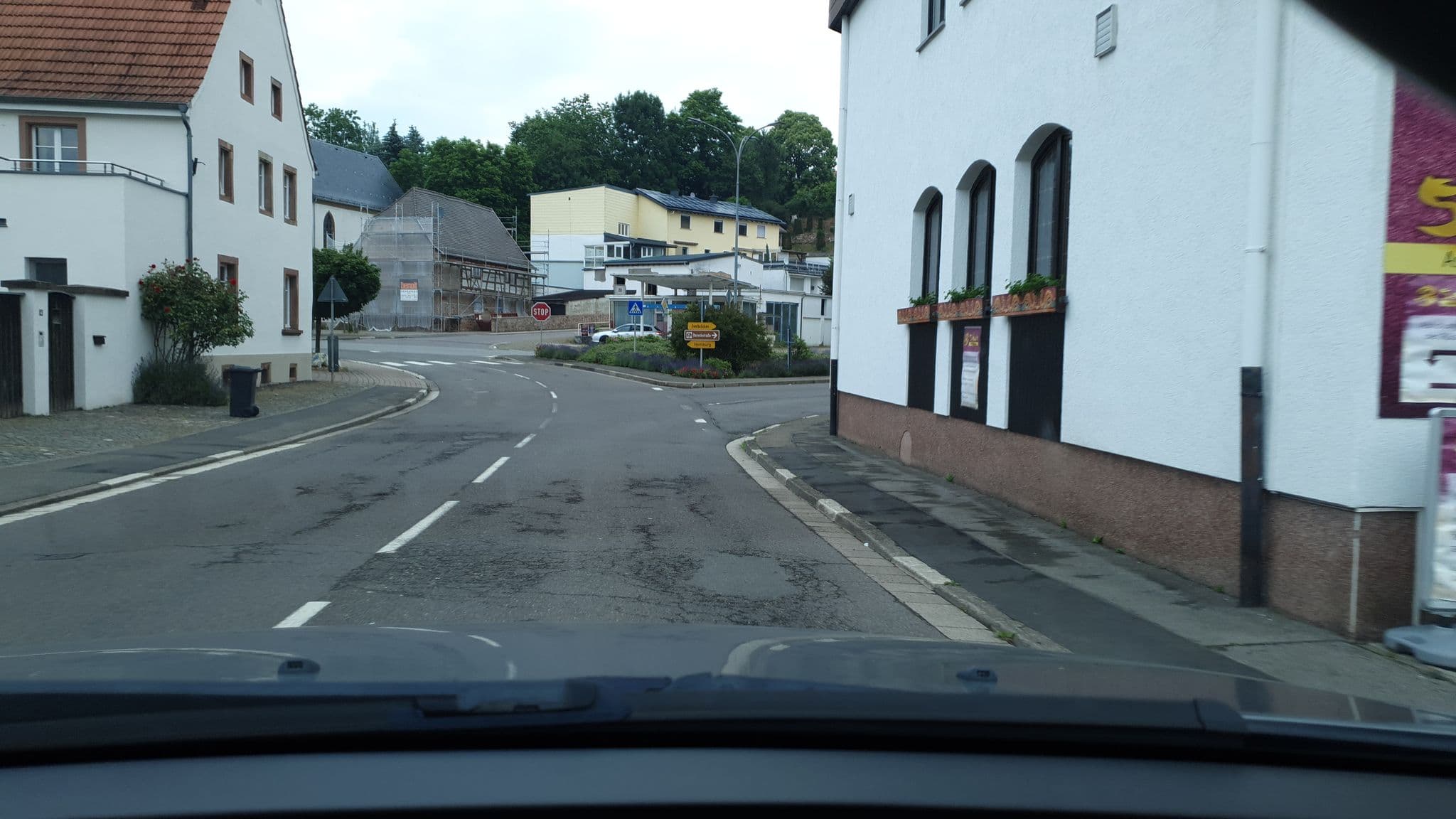 Street view near Hotel Saigon, Zweibrücken — © b166er (CC BY-SA · Mapillary)