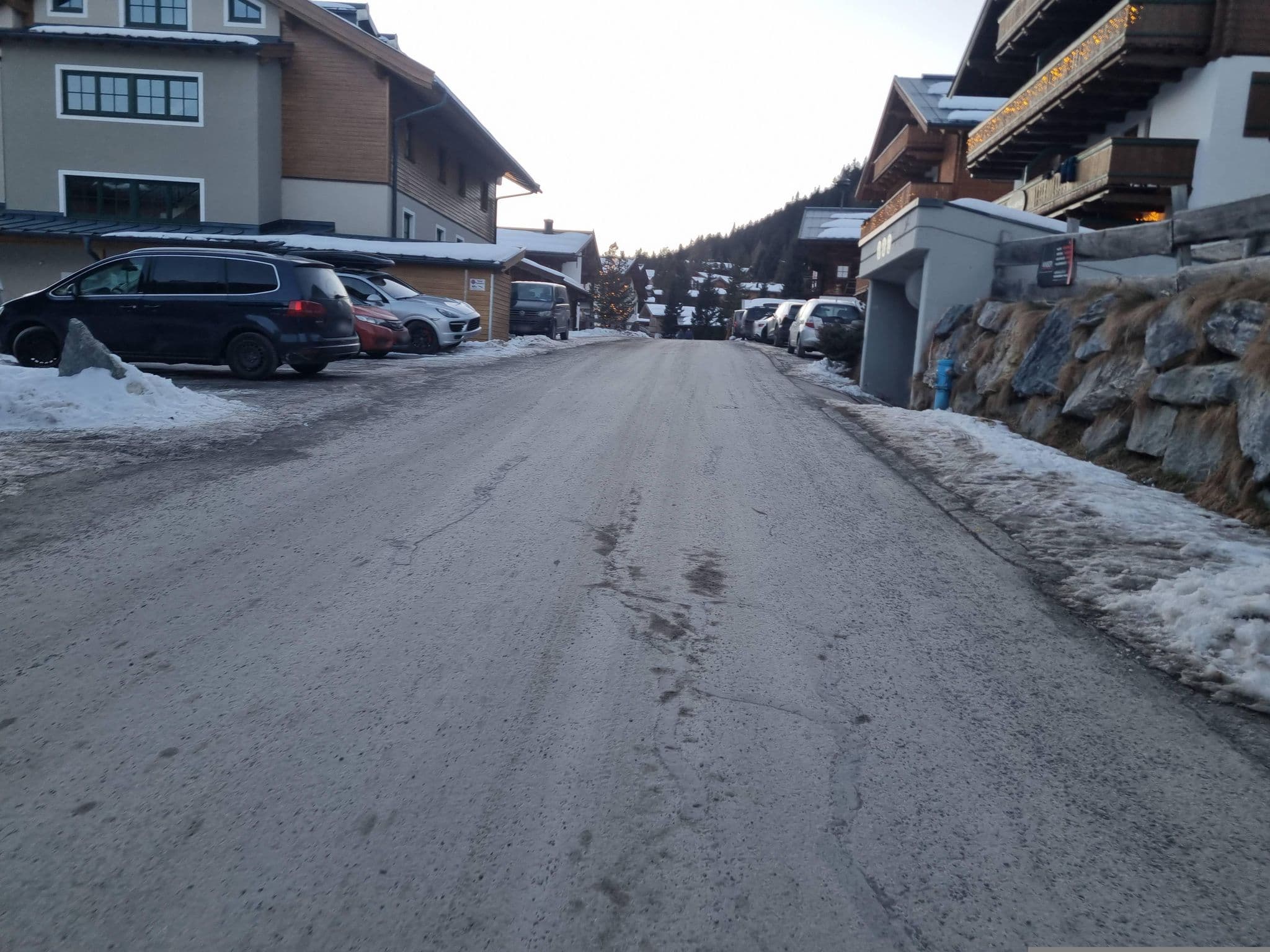 Street view near Simone, Neukirchen am Großvenediger