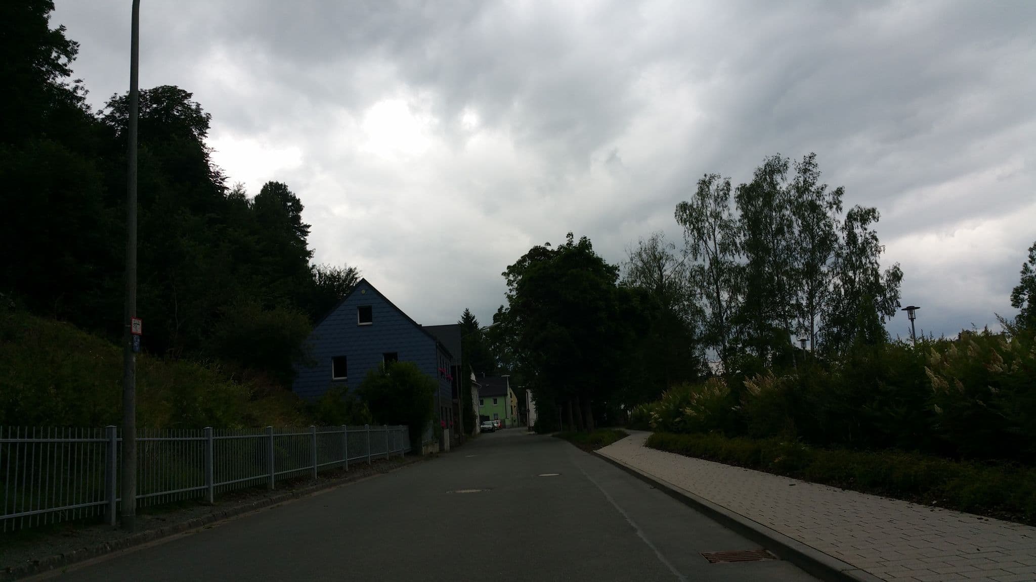 Street view near Am Summa-Park, Oberkotzau — © b4sti4n (CC BY-SA · Mapillary)