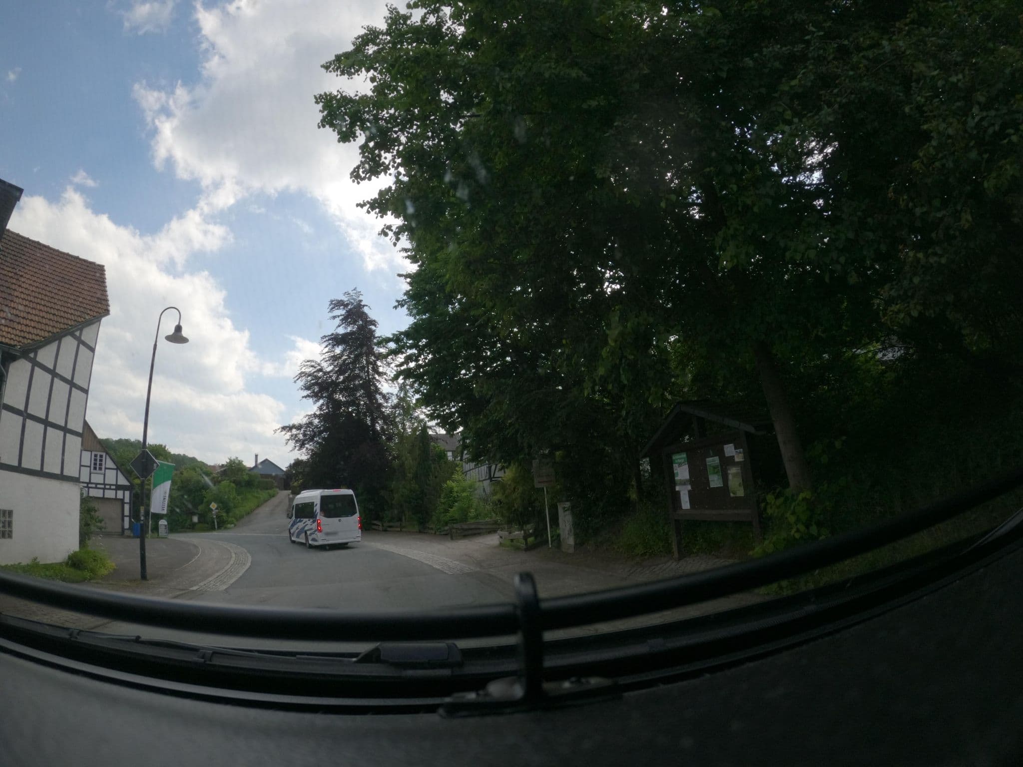 Street view near Oberreuter, Medebach — © atze02 (CC BY-SA · Mapillary)