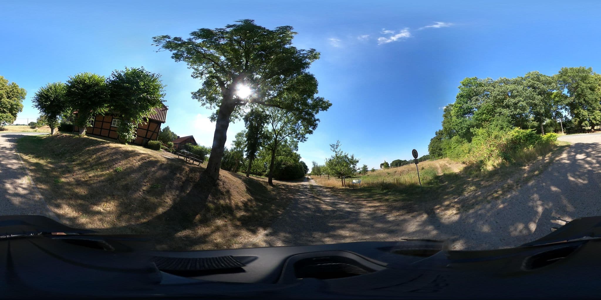 Street view near Radlerherberge "Alte Schule", Bleckede — © aseidel (CC BY-SA · Mapillary)