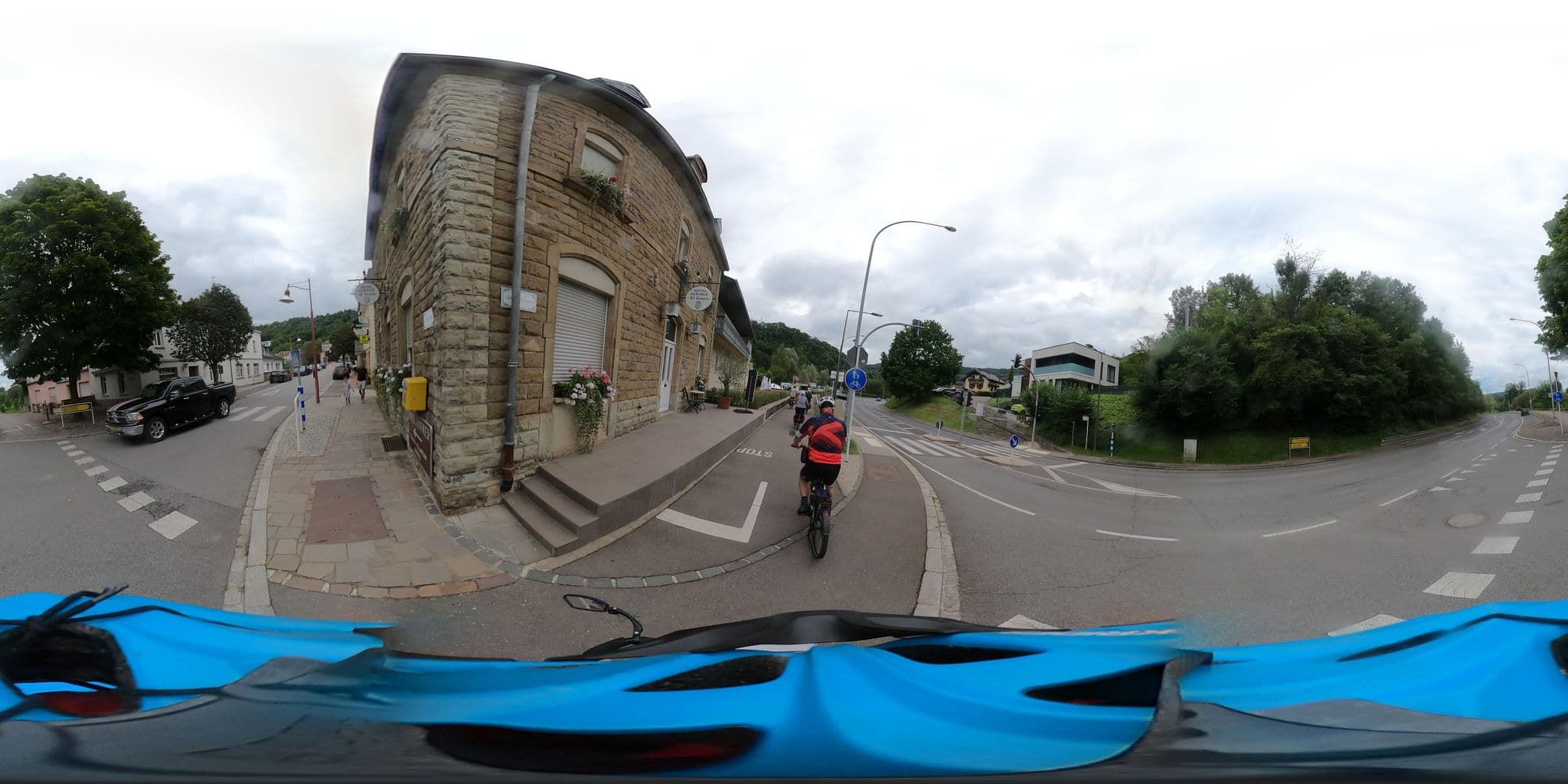 Street view near Dimmer "Al Gare", Bollendorf — © padididejurbise (CC BY-SA · Mapillary)