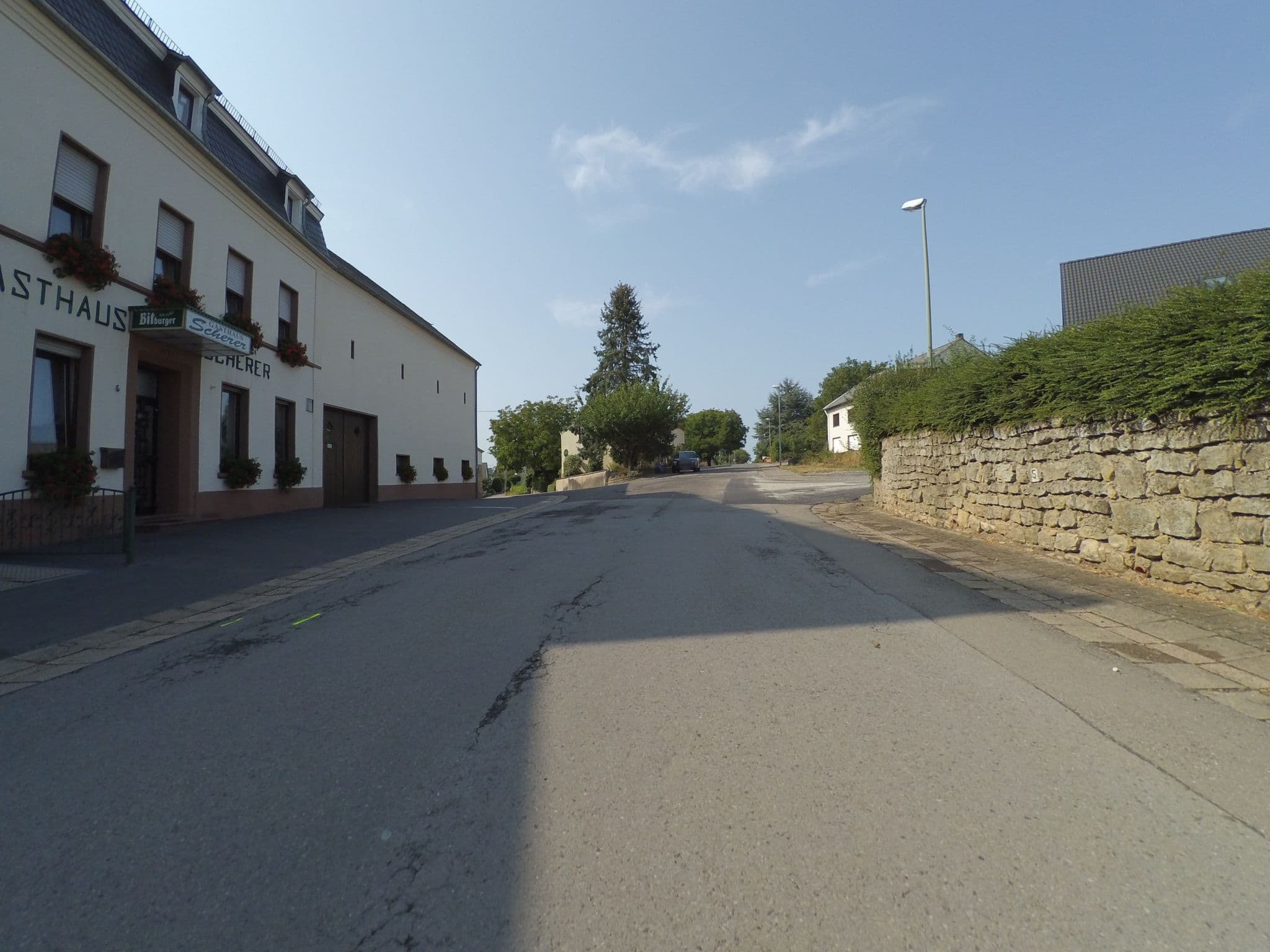 Street view near Gasthaus Scherer, Orscholz — © peewee32 (CC BY-SA · Mapillary)