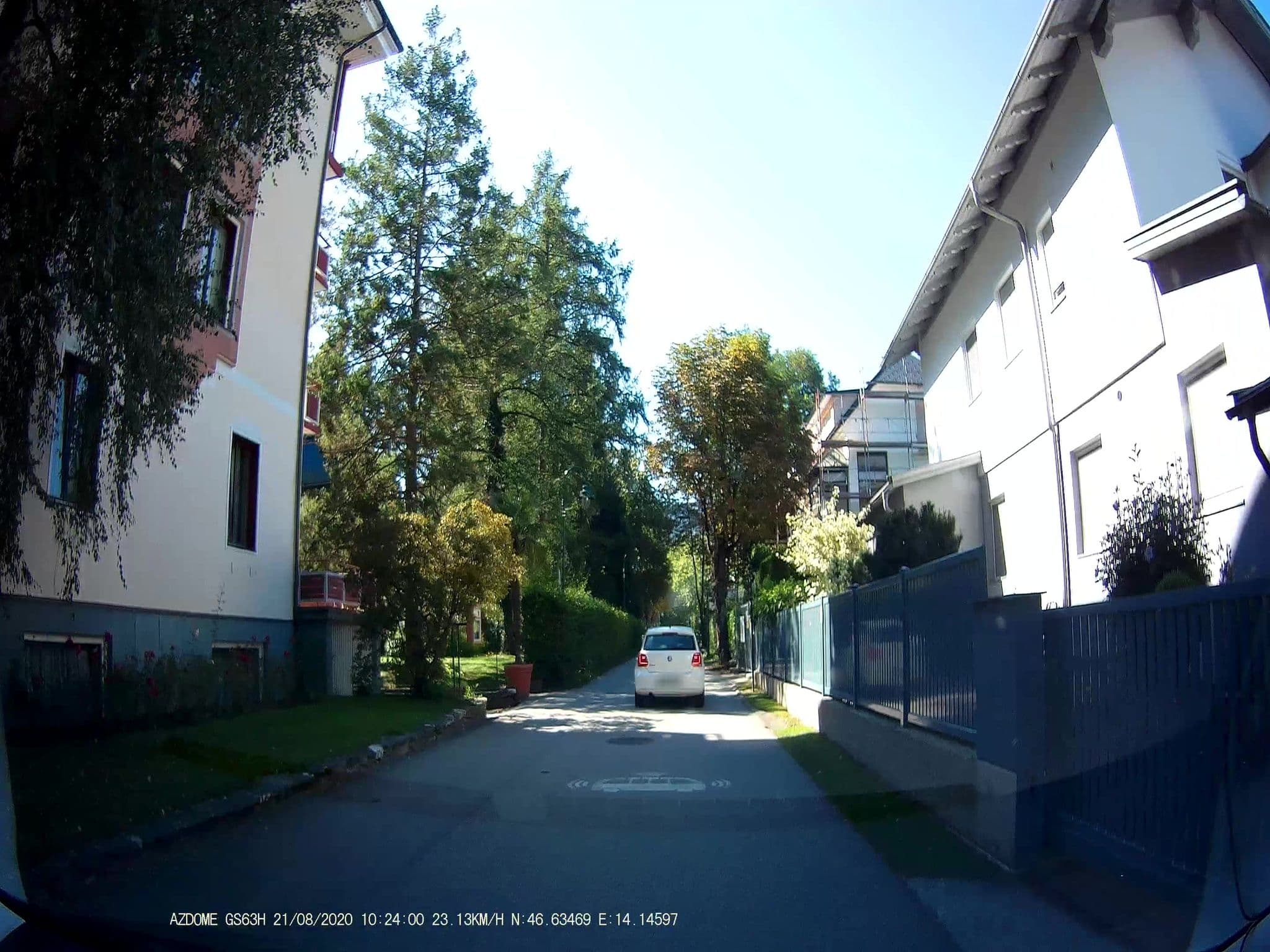 Street view near Hotel Sonnengrund, Pörtschach am Wörthersee — © stefan147 (CC BY-SA · Mapillary)