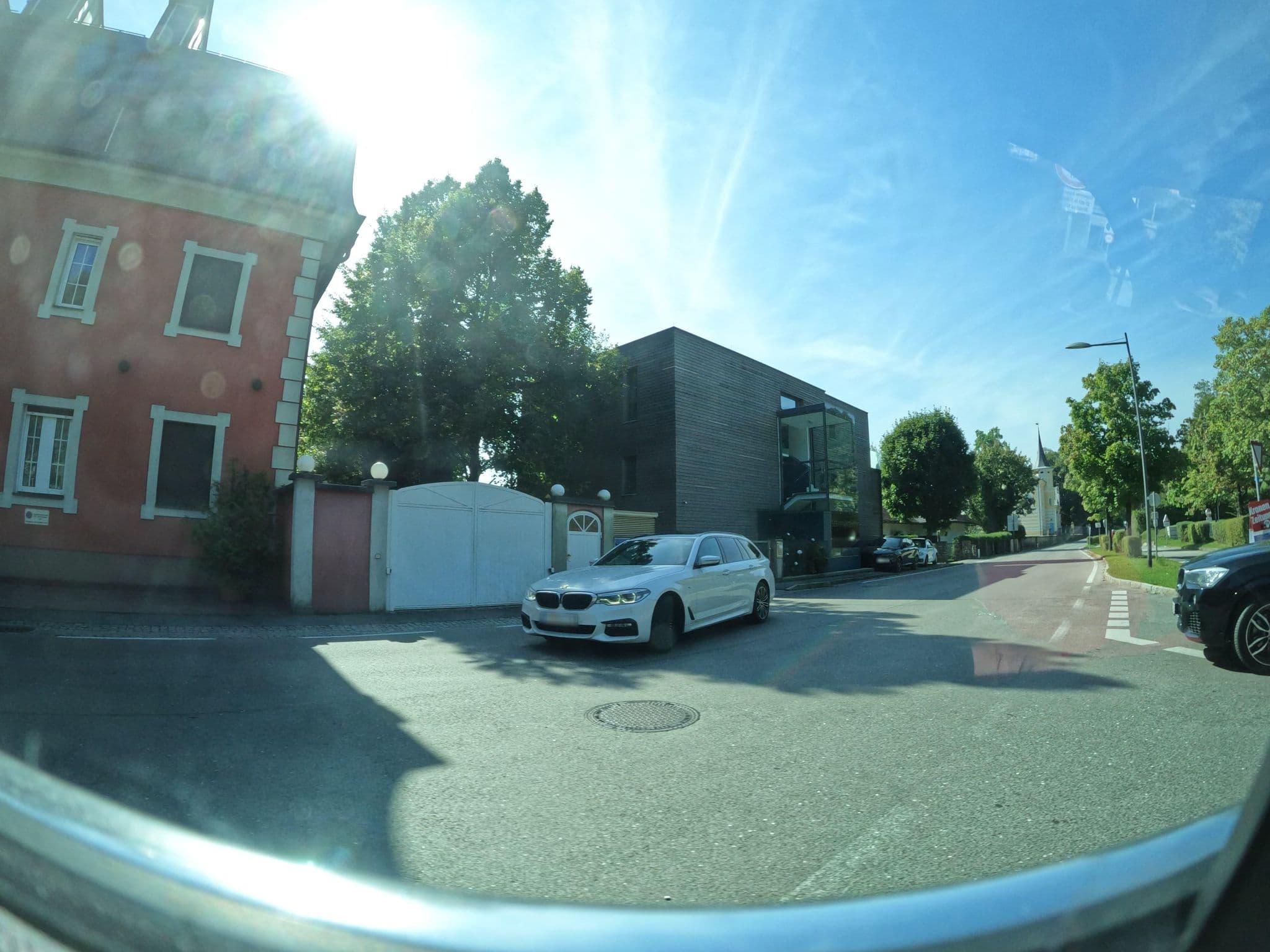 Street view near Seehotel Porcia, Pörtschach am Wörthersee — © erias (CC BY-SA · Mapillary)
